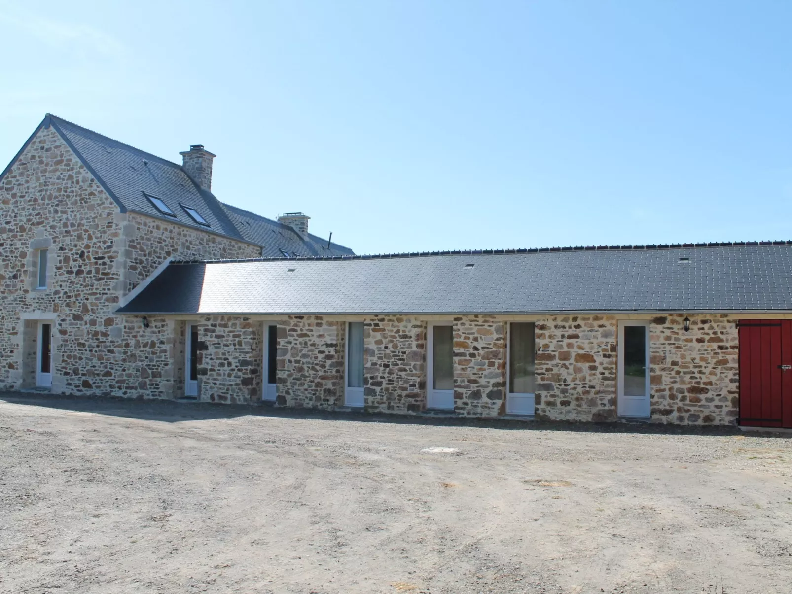 Schönes Ferienhaus in Saint Maurice en Cotentin-Draußen