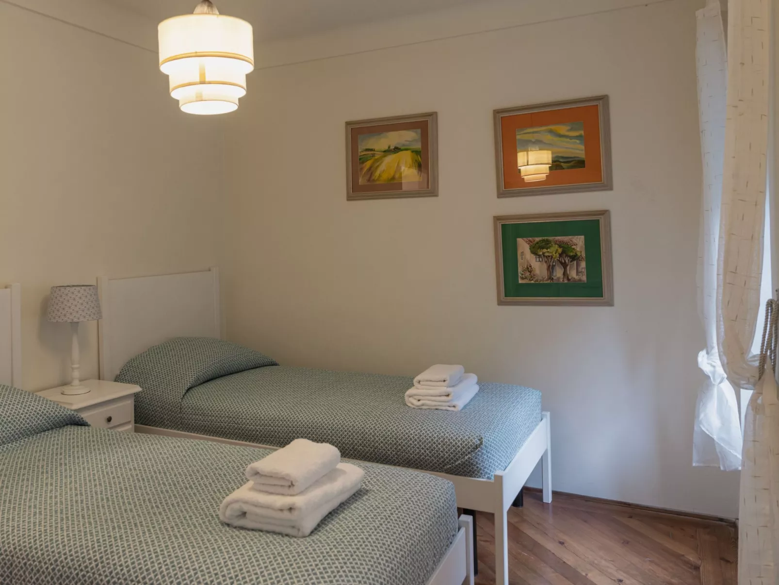 "Palazzo Branca" mit Blick auf den See.-Inside