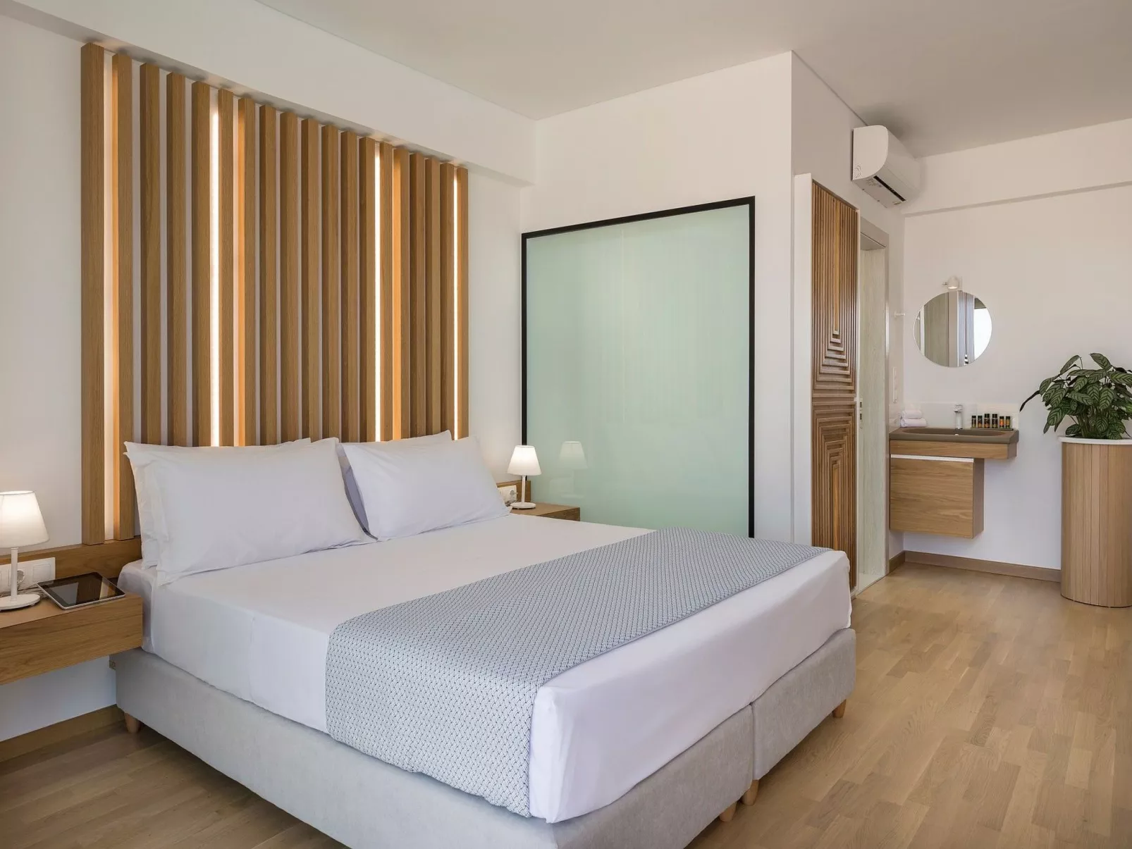 Villa White Harmony 6km vom Strand entfernt mit Pool-Dedans