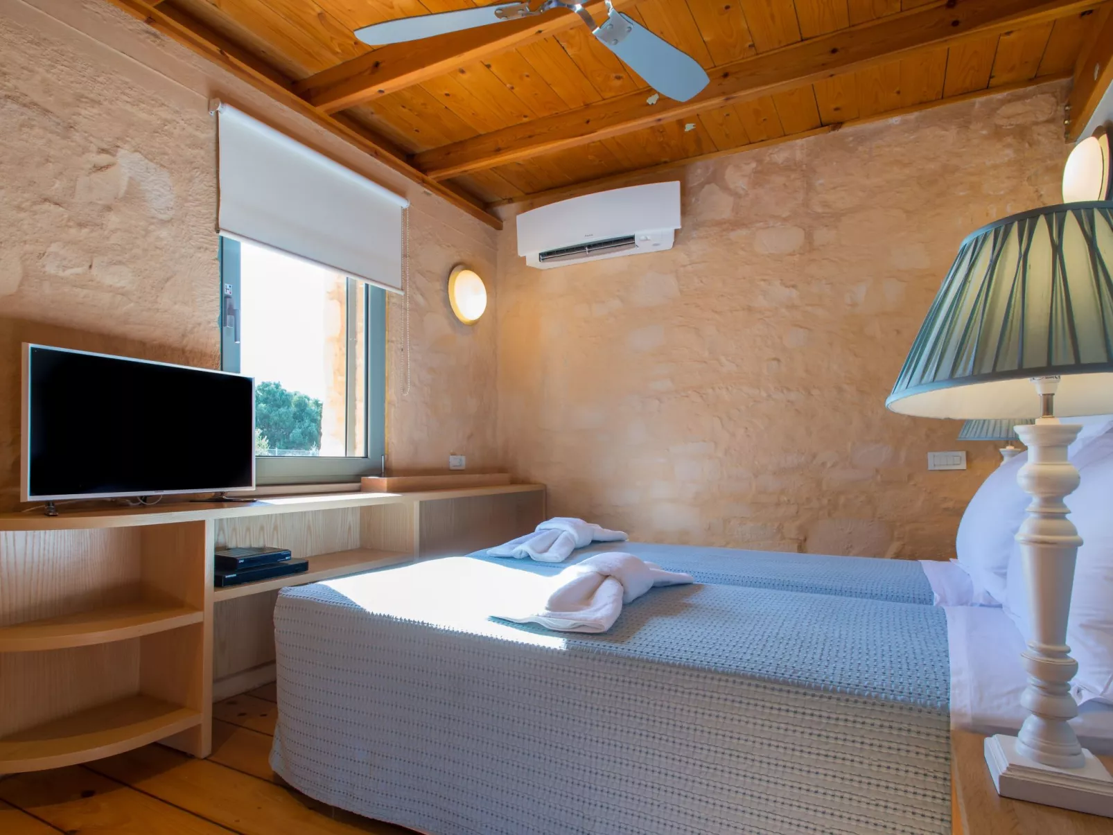 Anwesen "Olea Prime" mit Infinity-Pool-Dedans