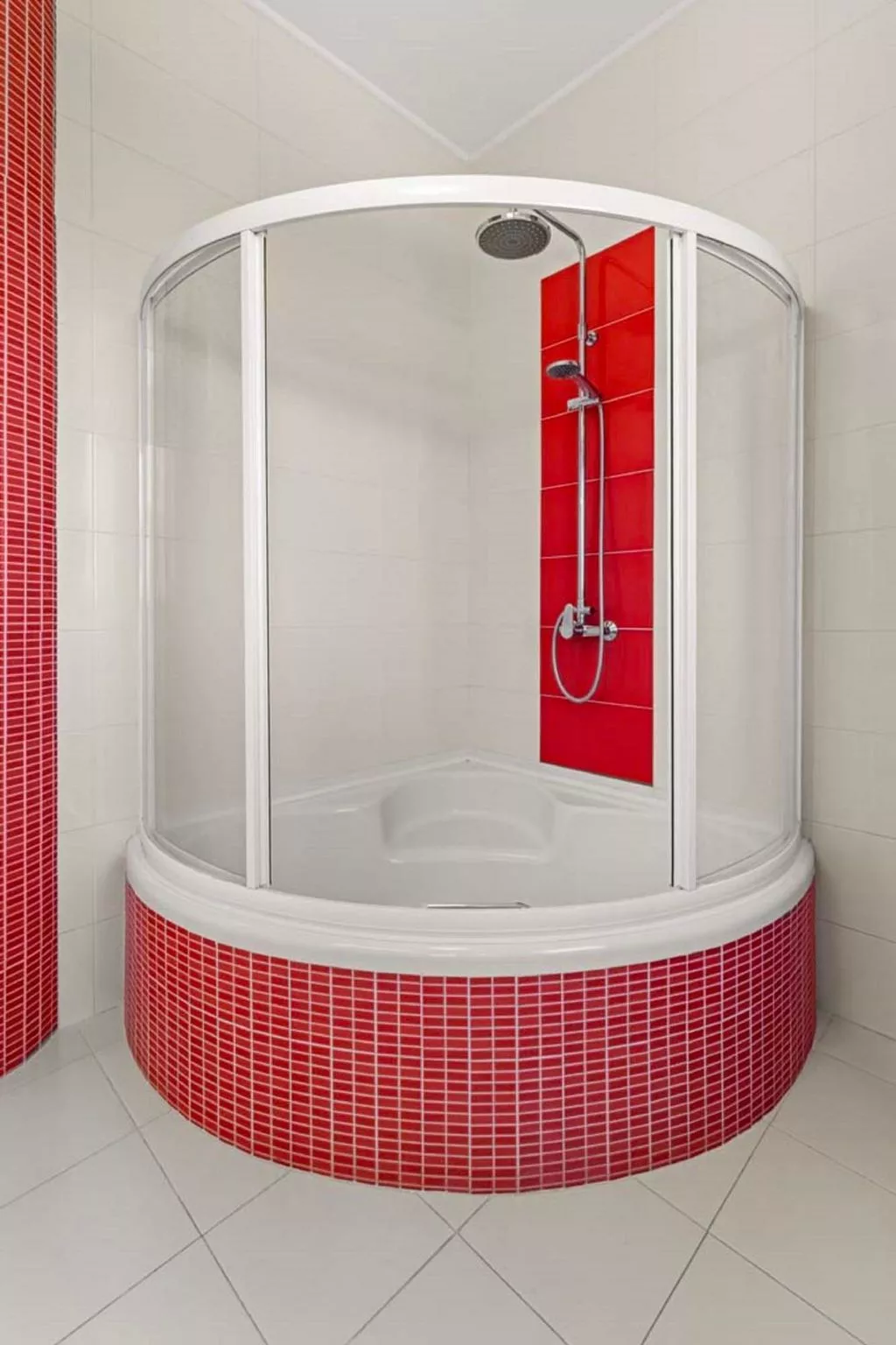 "Adamas Villa Rhodos"-Drinnen