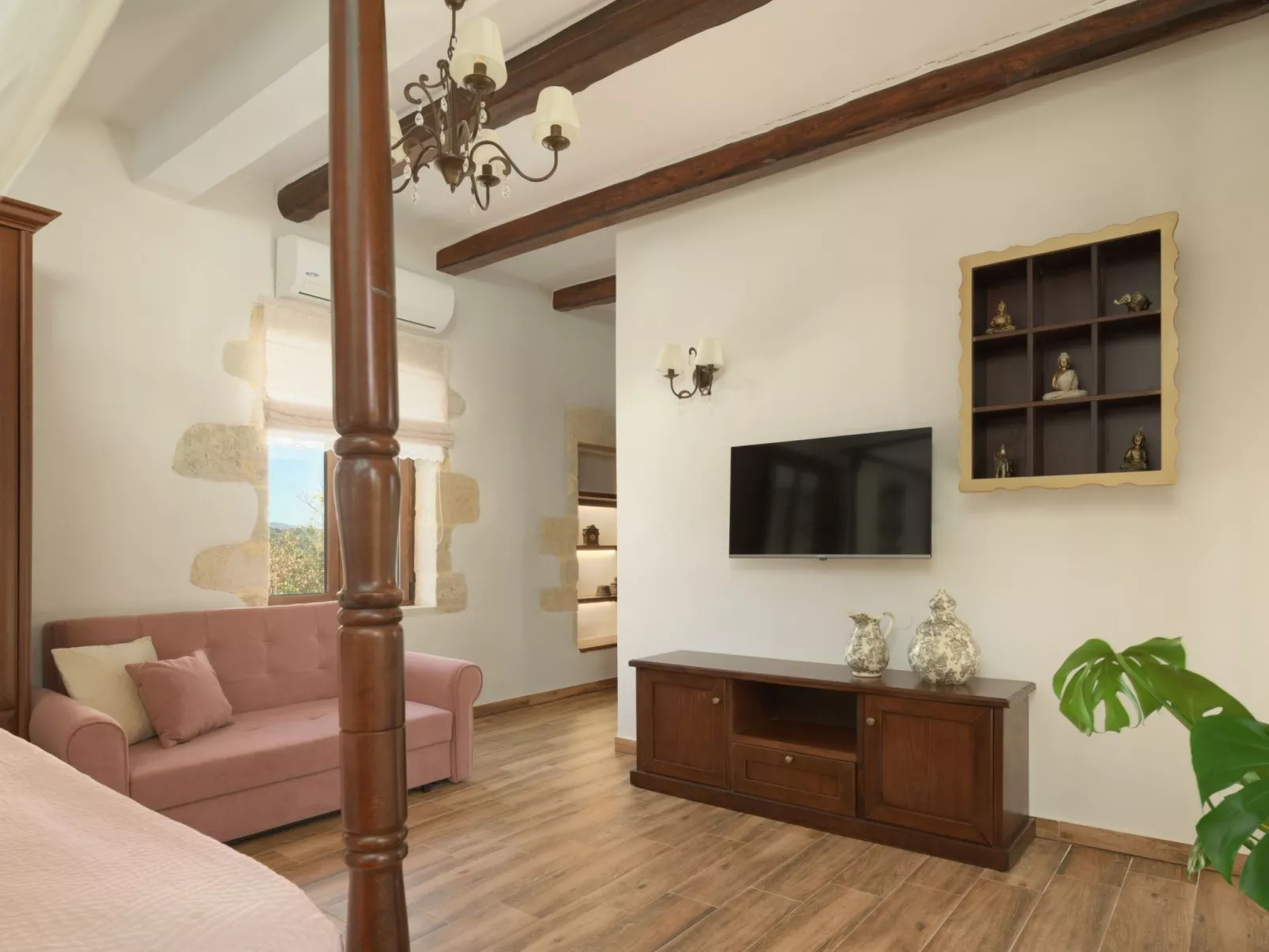 Nicole Villa - "Kostenloser" beheizter Pool, Village Escape-Dedans