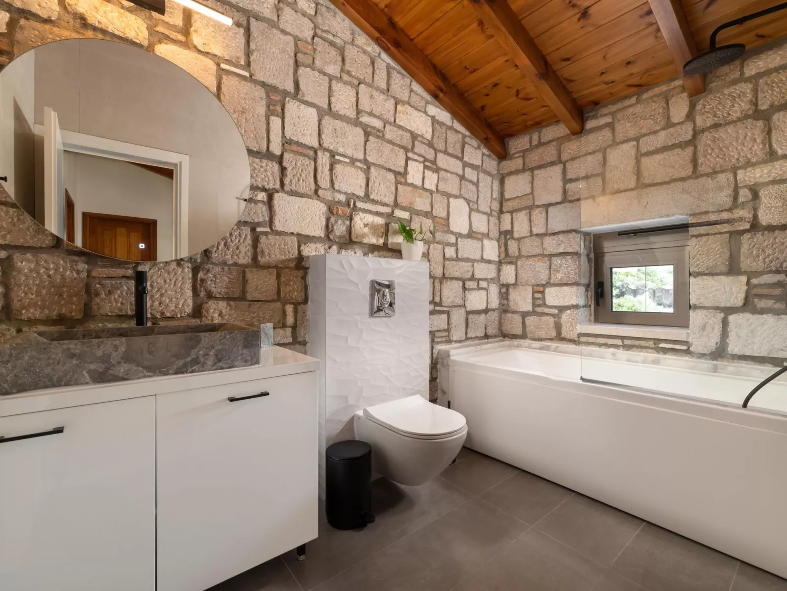 Für 6 Personen ca. 130 m-Image-tags.info