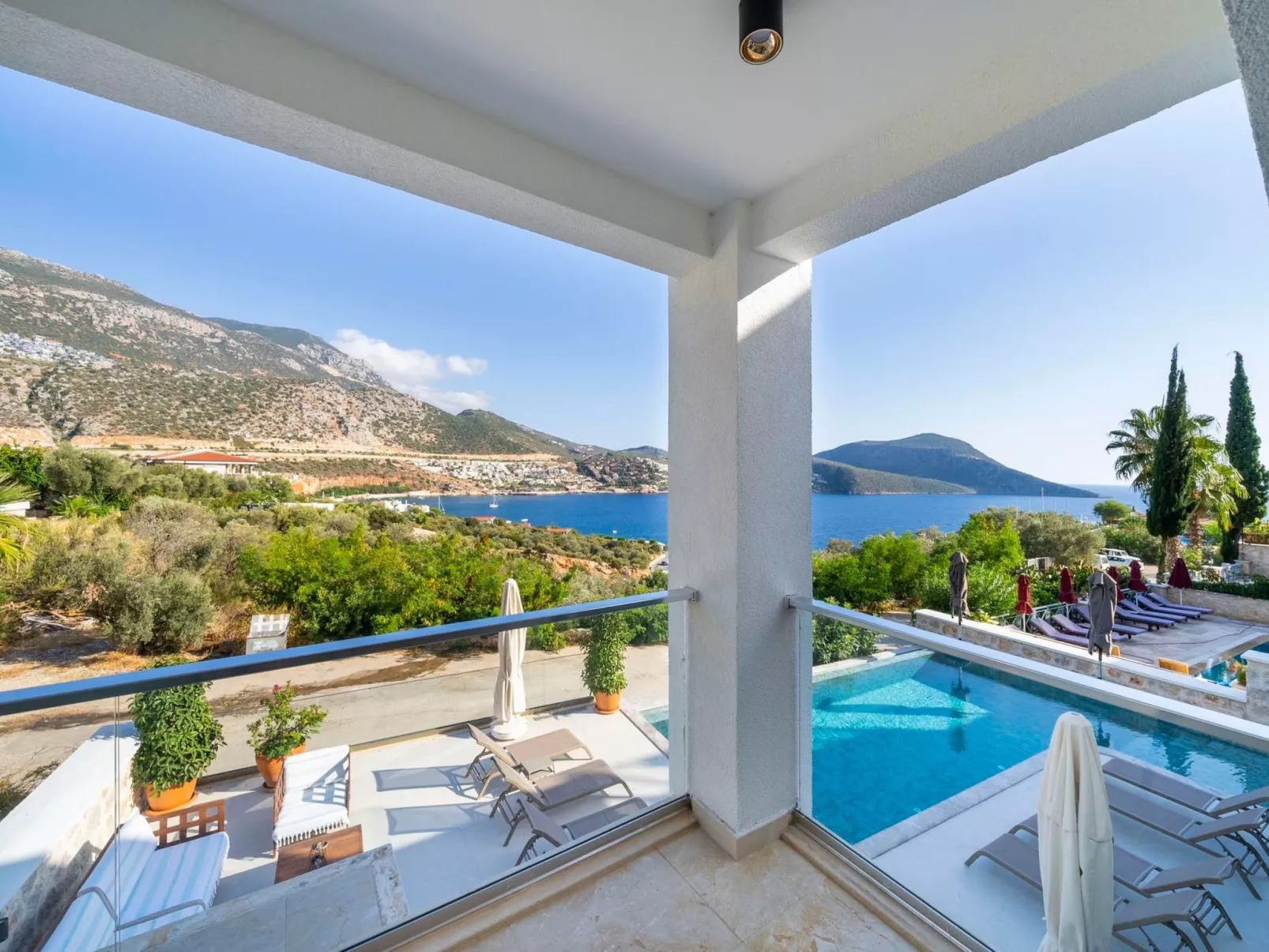 Villa Arden Ege mit Pool für 10 Personen-Image-tags.info