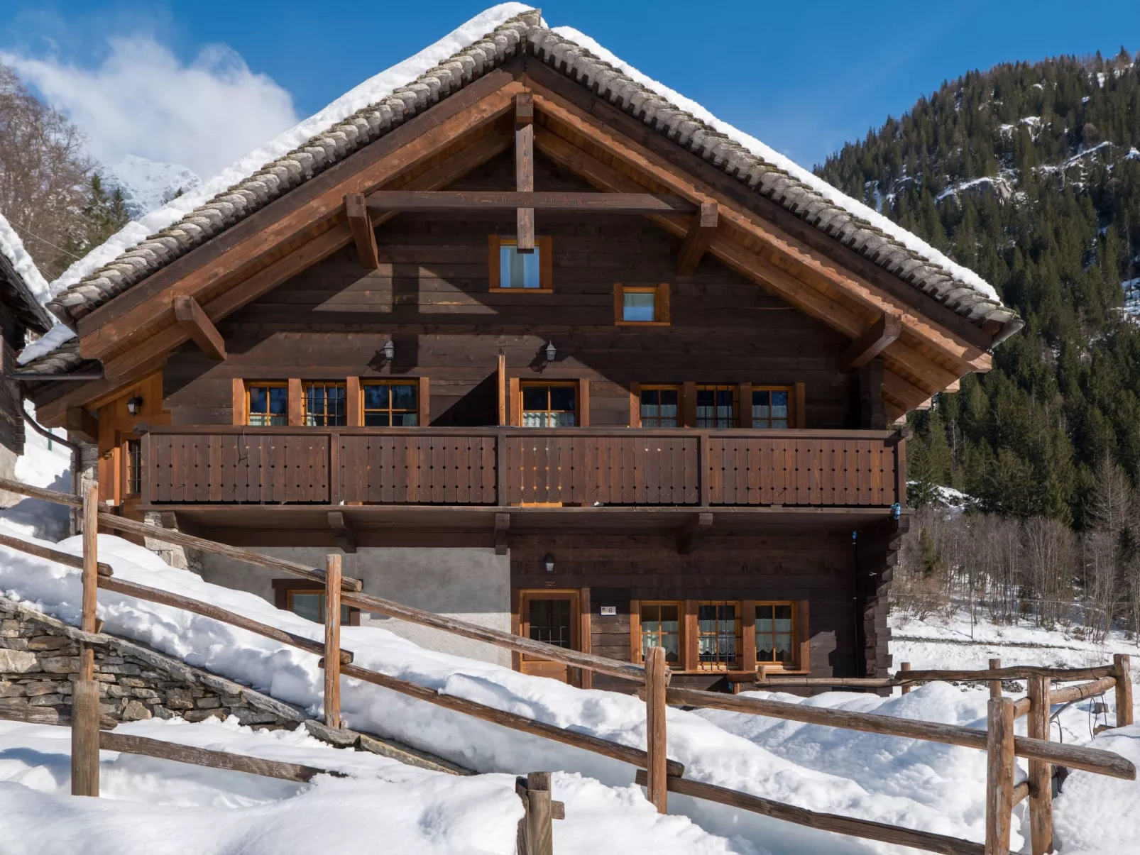 Chalet Borgo Walser Testa 5 - Outside
