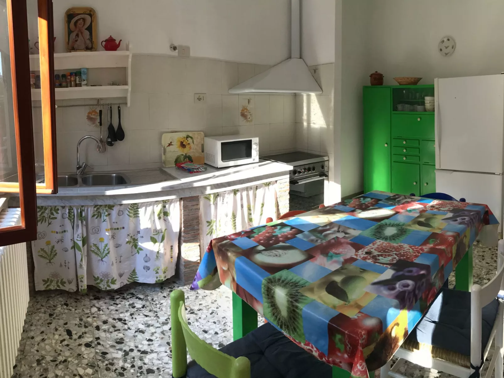 Wohnung 'Rose' mit Terrasse-Drinnen