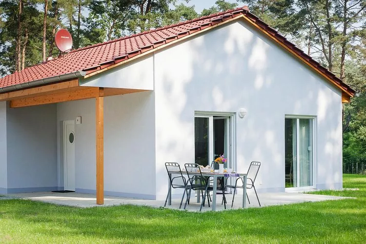Bungalow am Storkower See-Exterior summer
