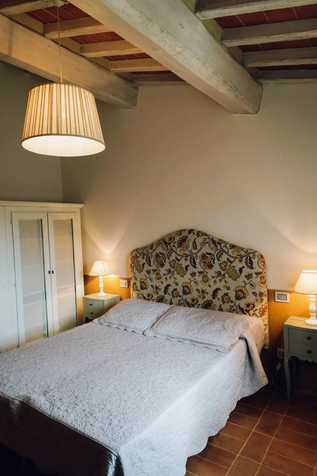 Wohnung 'Quercia T4 rota' mit Schwimmbad-Inside