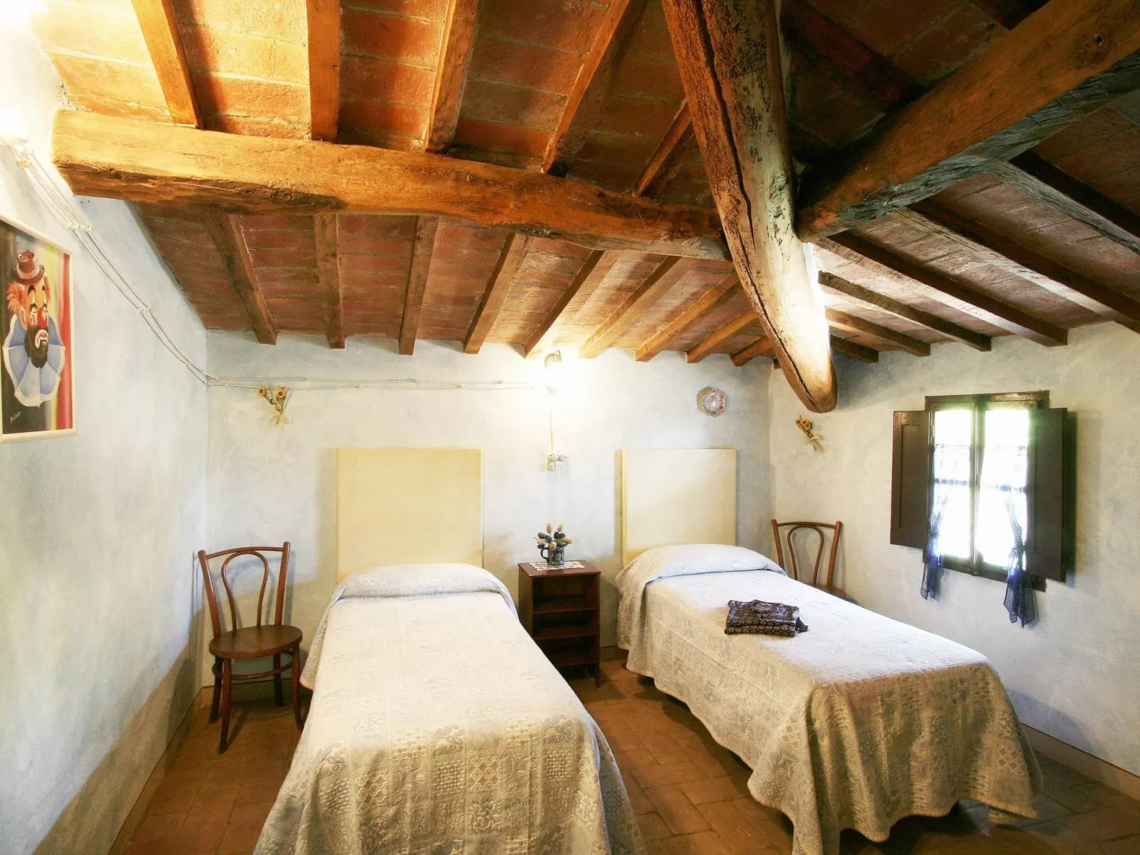 Ferienvilla 'Antica Pietra' mit eigenem Pool-Drinnen