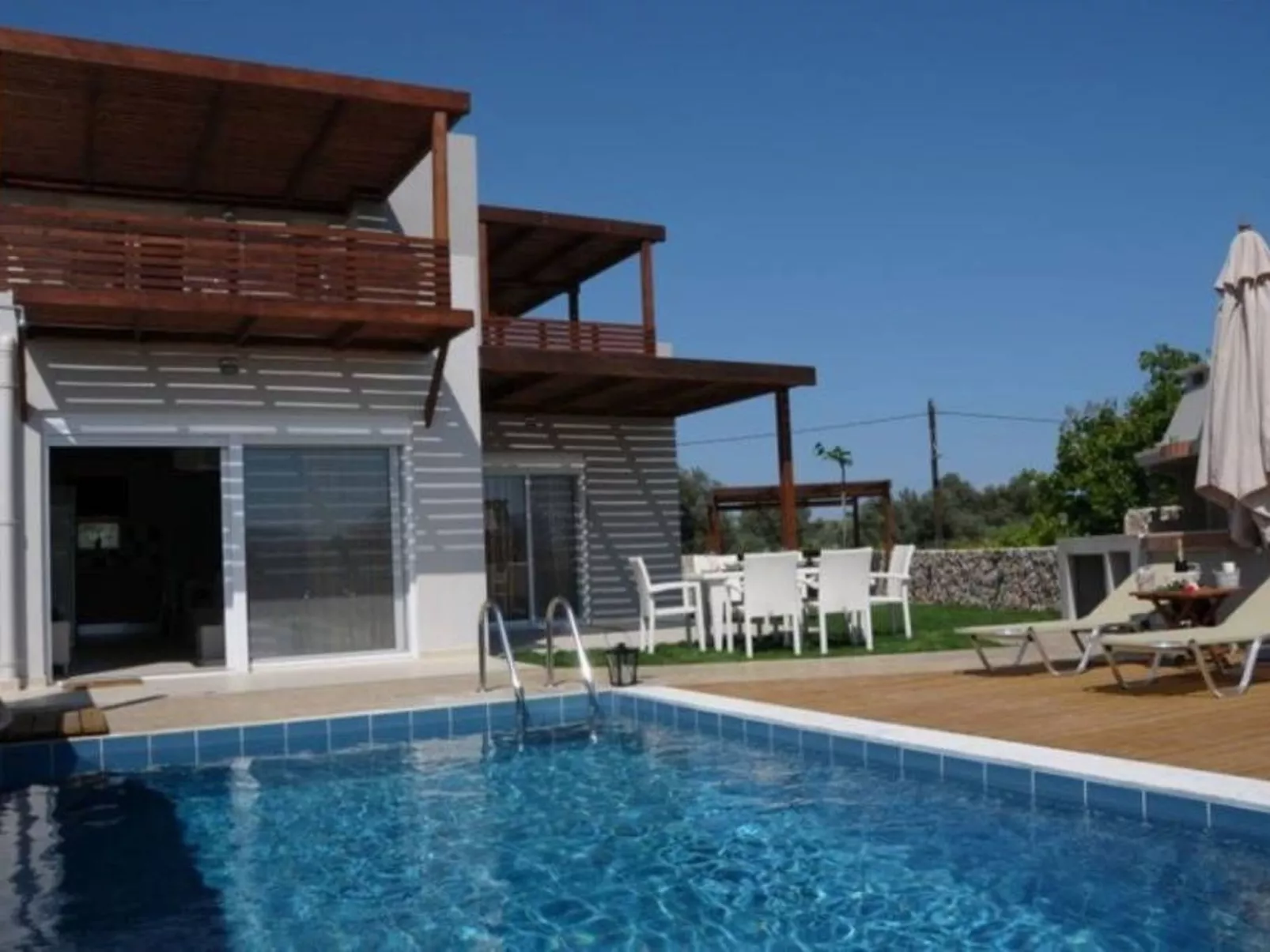 Charmantes Ferienhaus in Archangelos mit großem Balkon-Dehors
