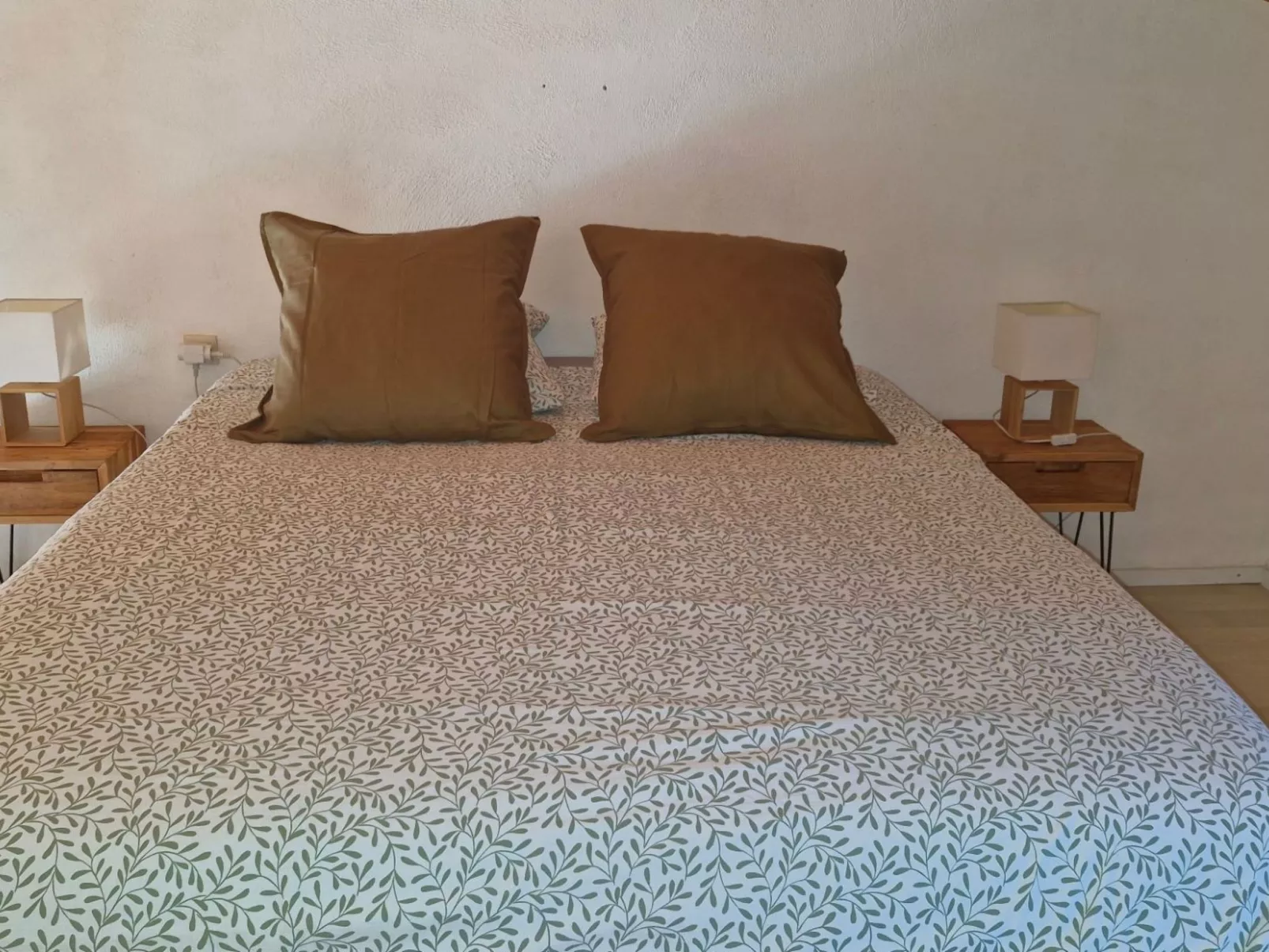 "La CIgale" mit Schwimmbad-Dedans