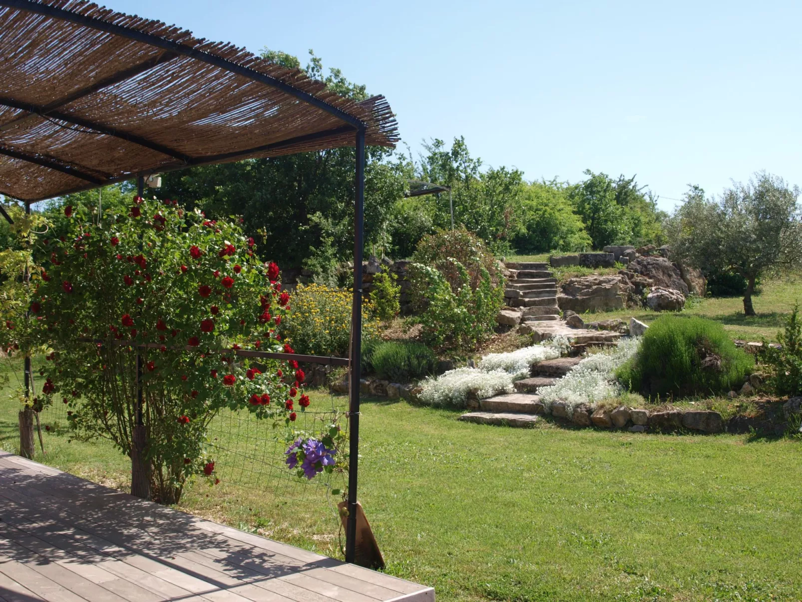 Provenzalisches Ferienhaus mit Charme auf dem Land mit Pool-Outside