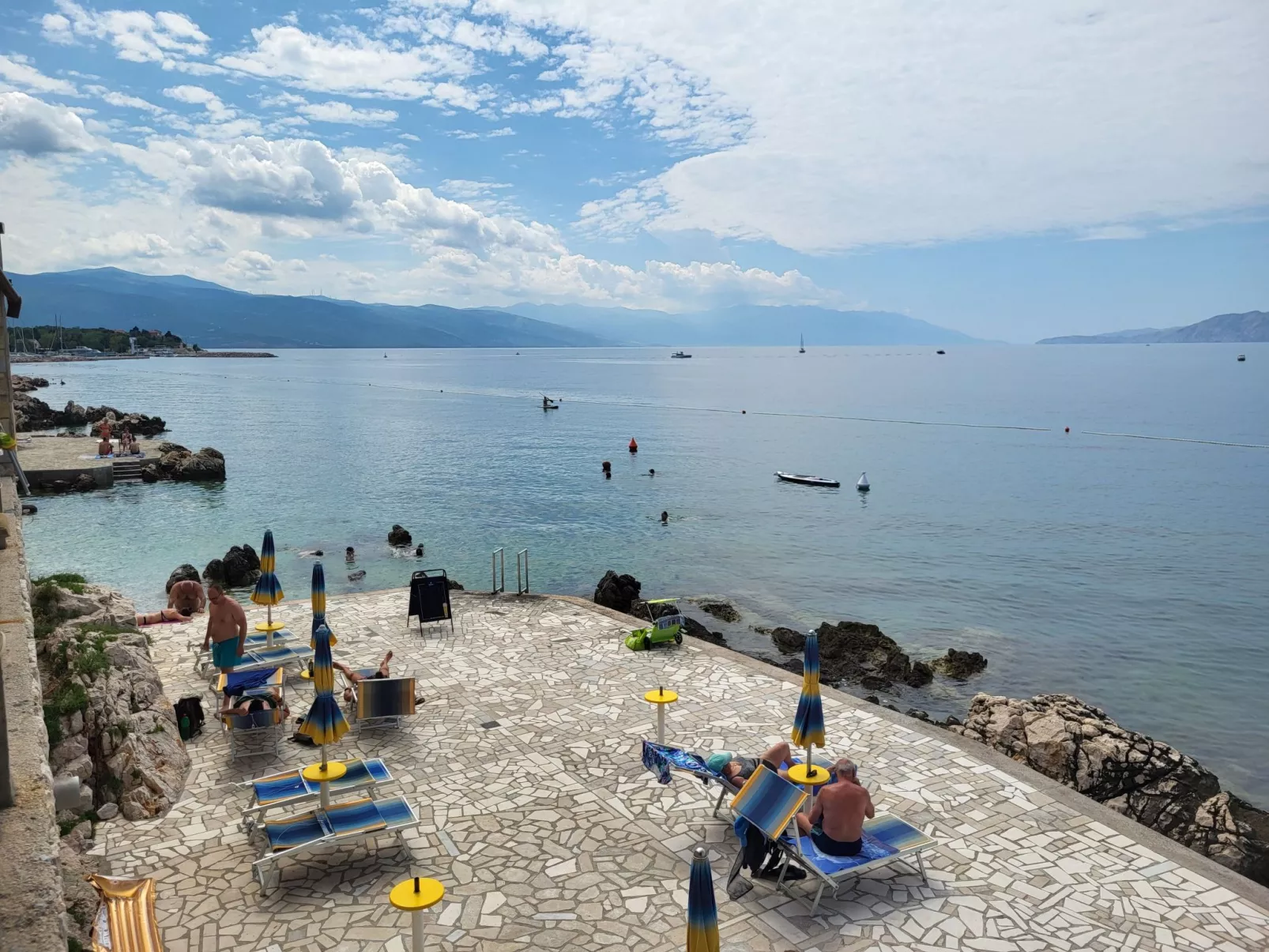 Wohnung in Novi Vinodolski-Outside