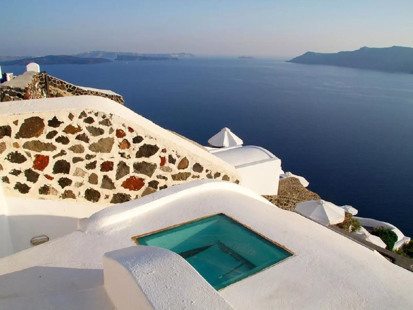 Charaktervolle Villa mit Tauchbecken und fantastischer Aussicht-Outside