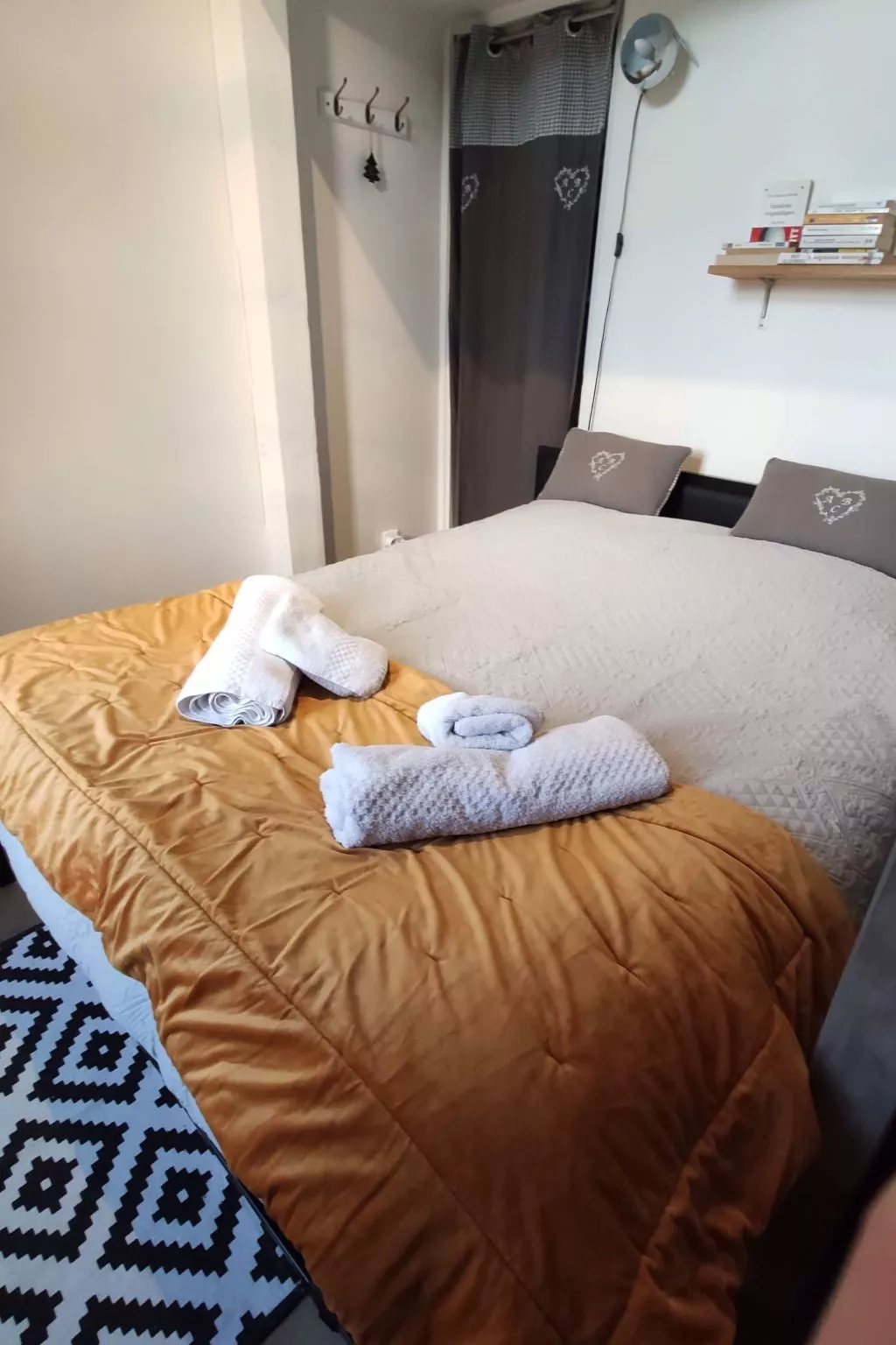 Schöne Unterkunft mit Terrasse in der Nähe des Meeres - Image-tags.info