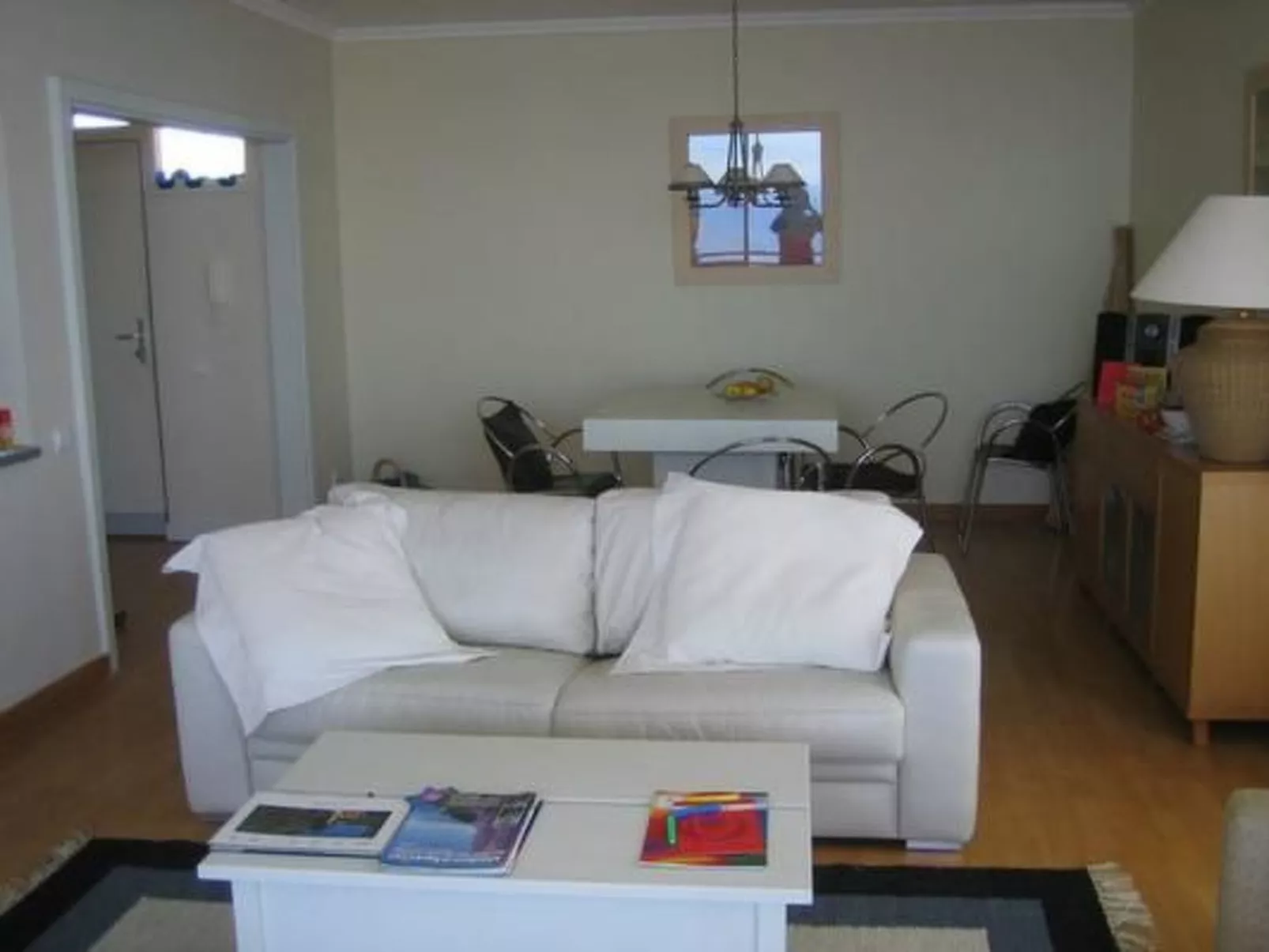 Geräumige Wohnung mit Panoramablick-Image-tags.info