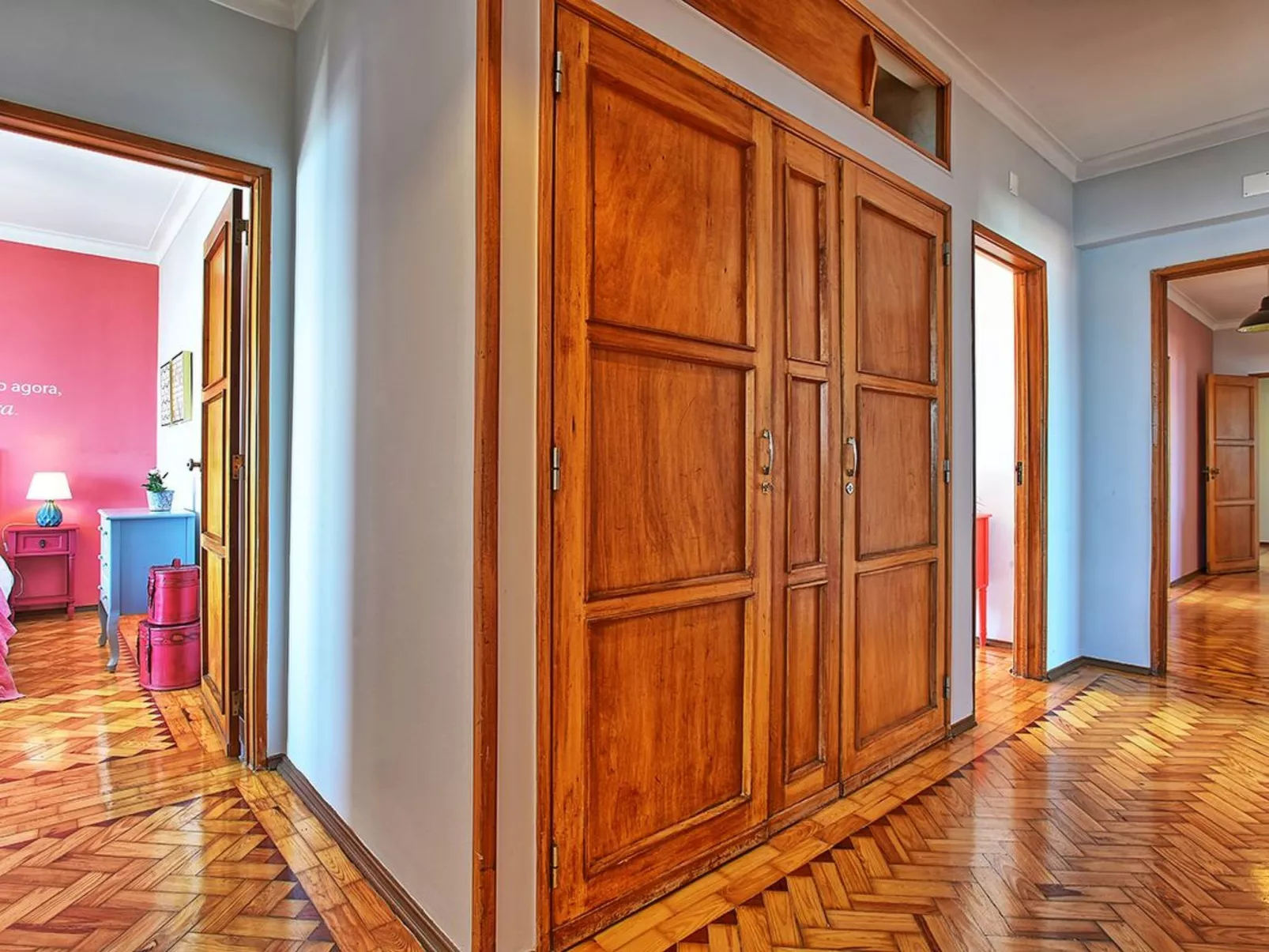 "Apolonia" mit Waschmaschine-Drinnen