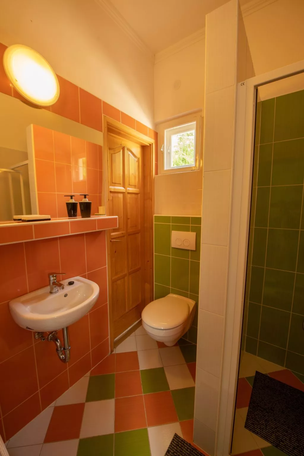 Privathaus mit Pool und Garten in Siofok-Drinnen