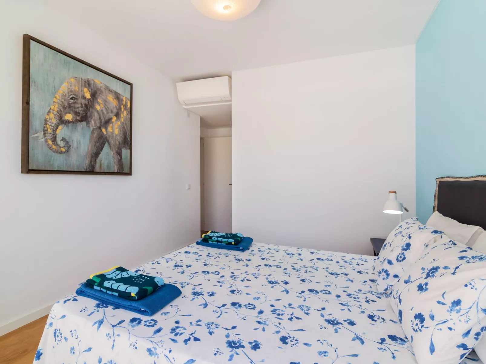 Garten Design brandneue Wohnung mit Pool-Image-tags.info