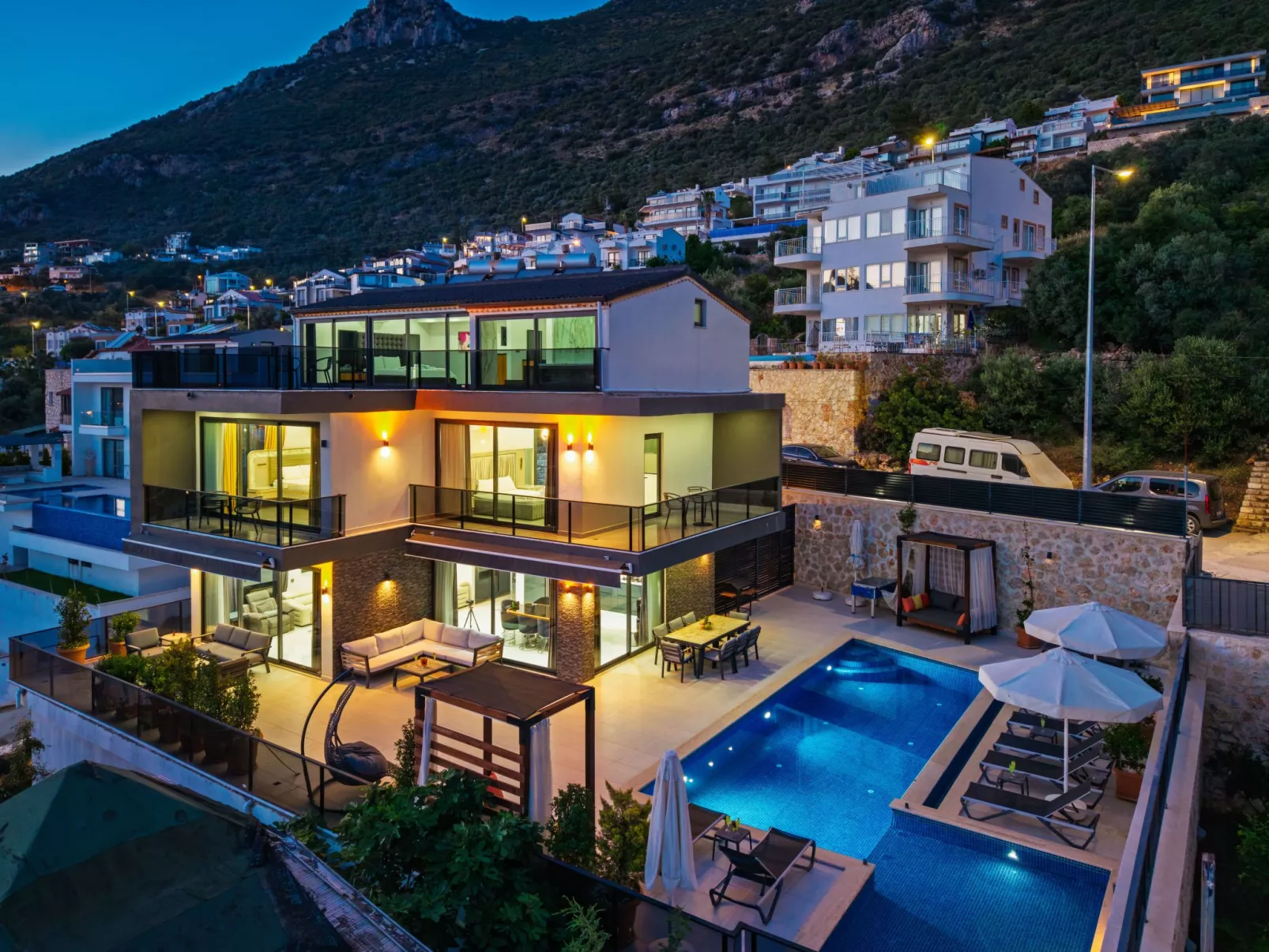 Cassa Kalkan-Outside