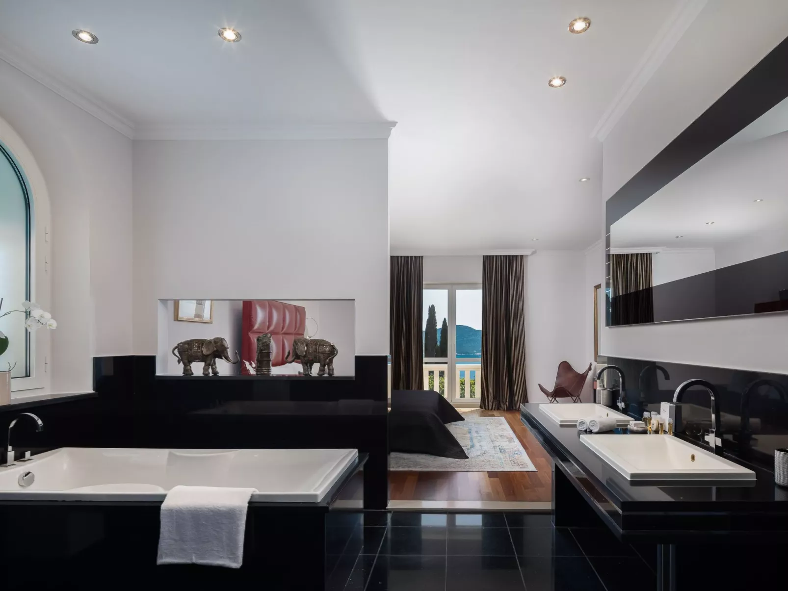 La Villa Dubrovnik-Inside