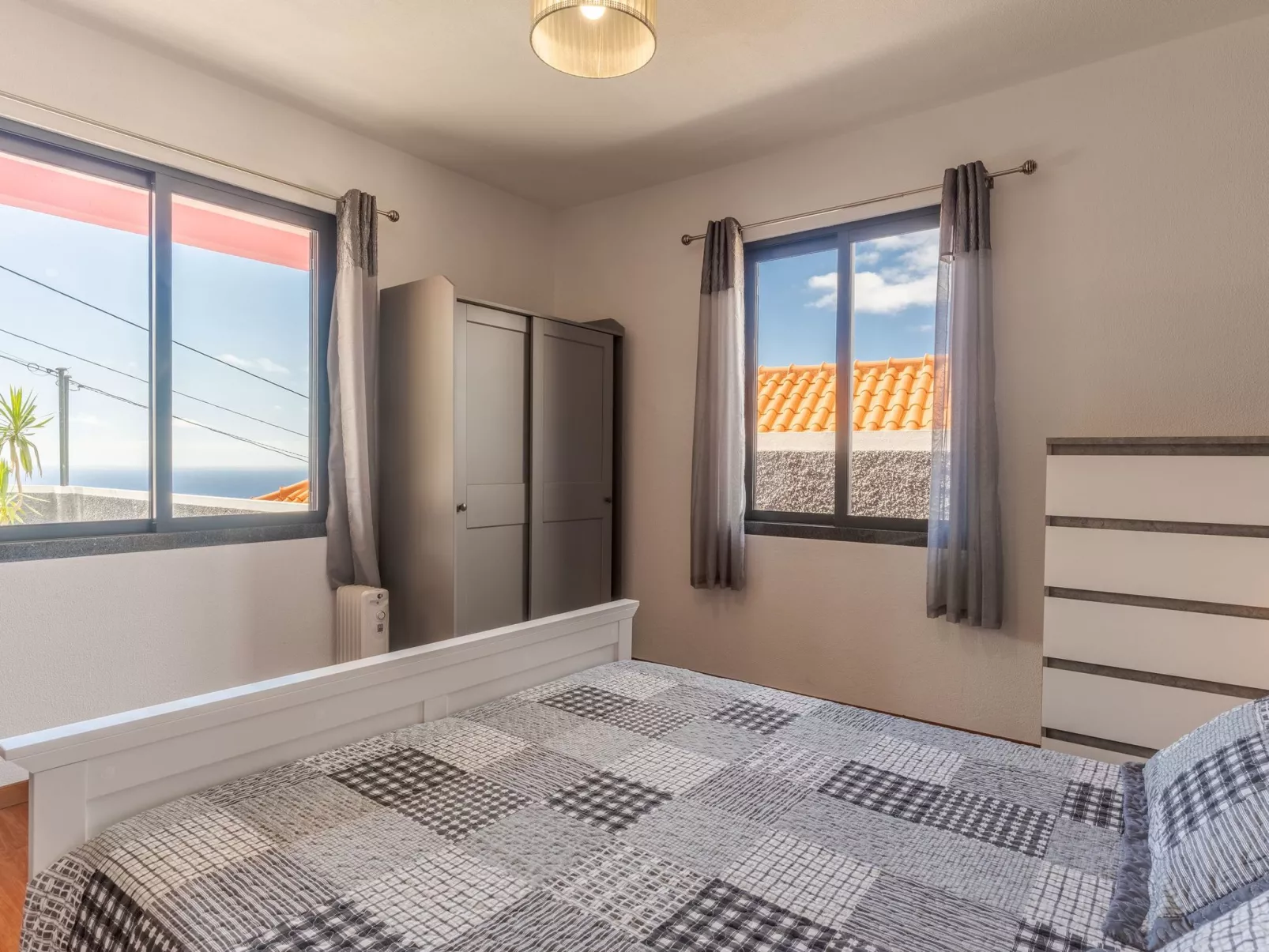 Villa Rosa-Image-tags.info