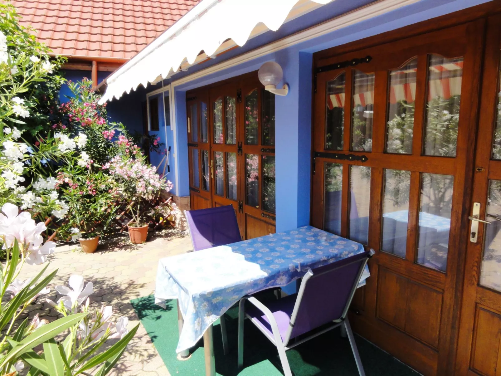 Gemütliche Ferienwohnung für 3 Personen-Dehors