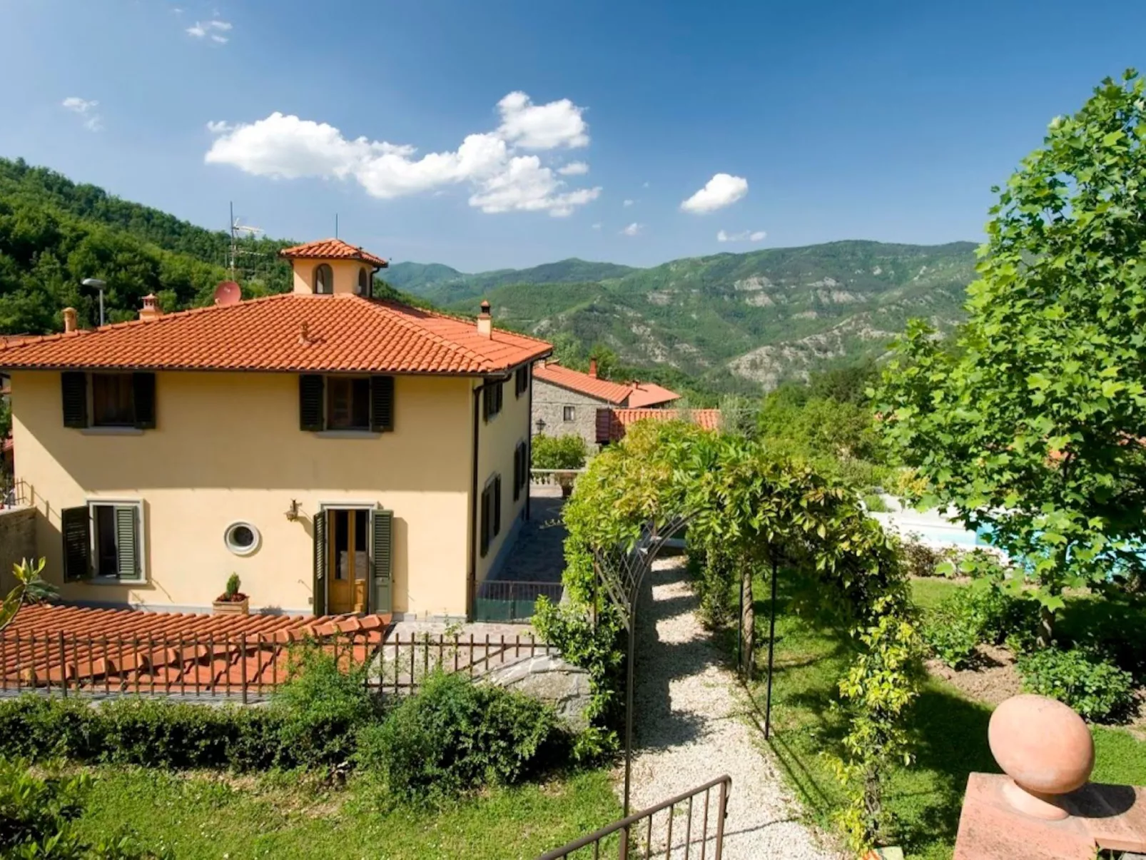 Villa Fonte mit eigenem Pool - Draußen