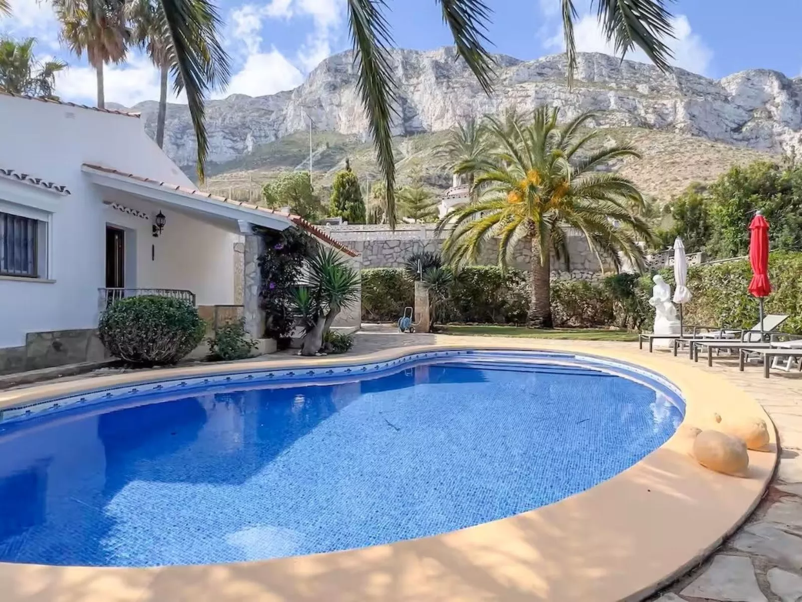 Bezaubernde Villa-Outside