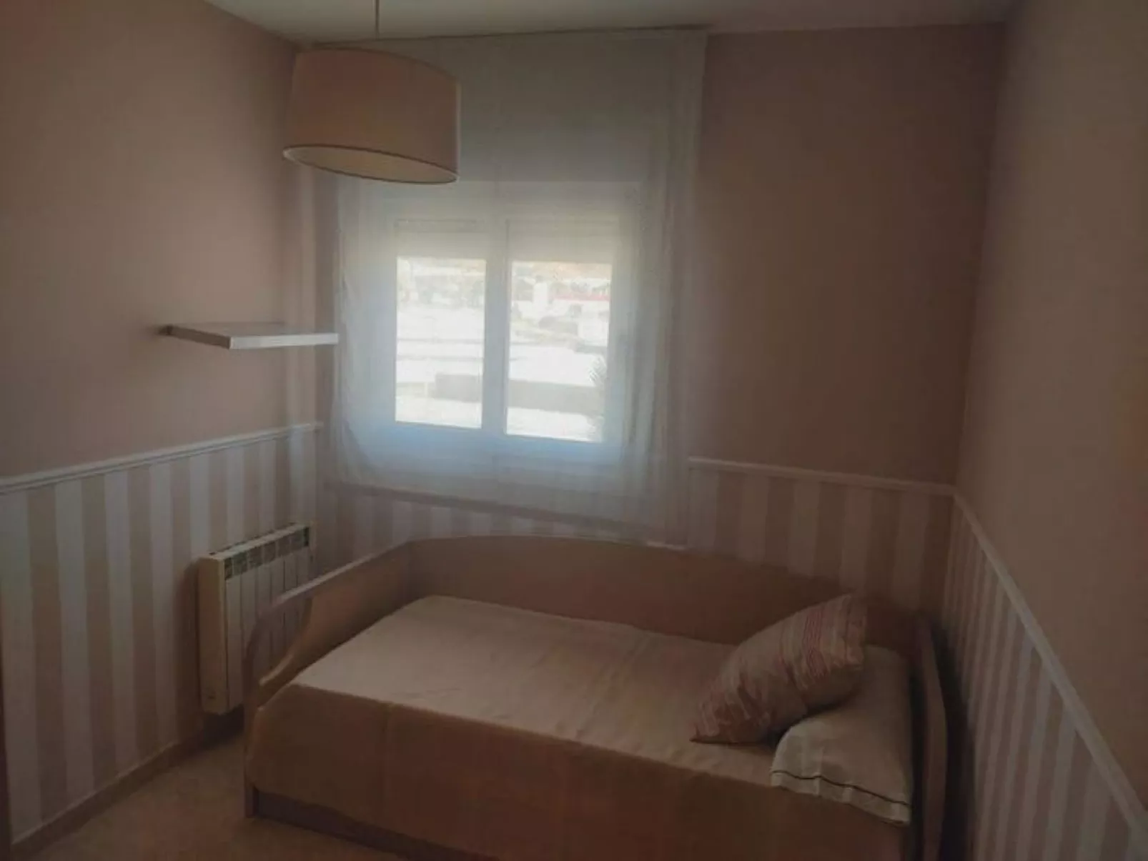 Sun Beach Aguadulce mit Parkplatz-Inside