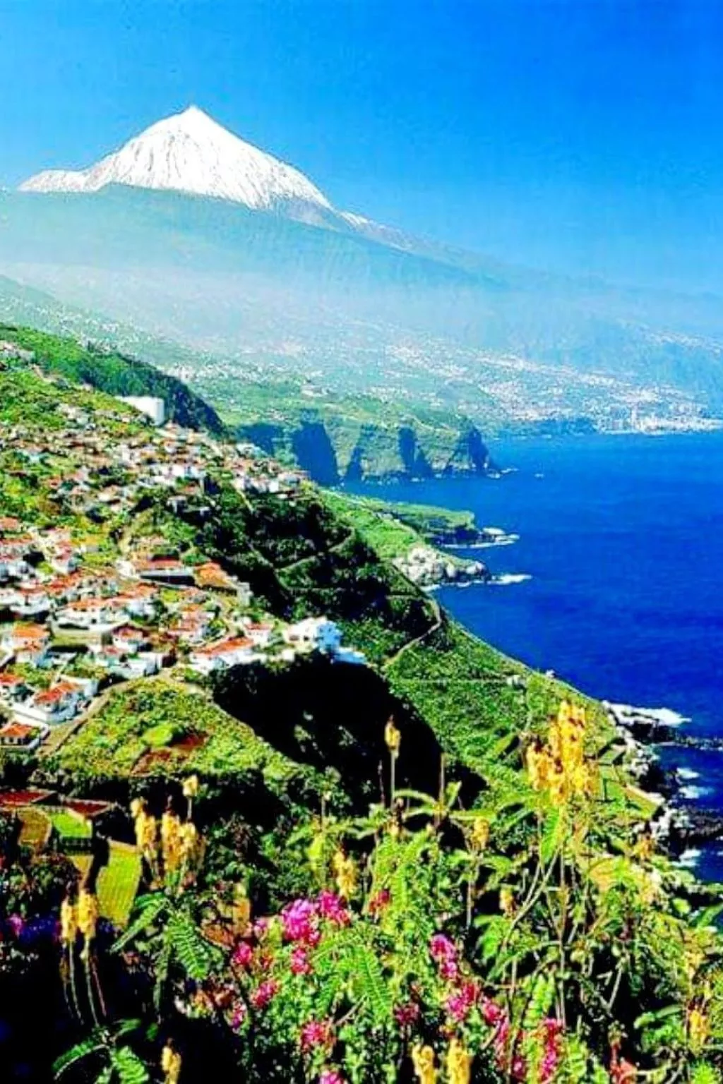 Luxuriöser Rückzugsort mit direktem Meerzugang und Pool-Outside