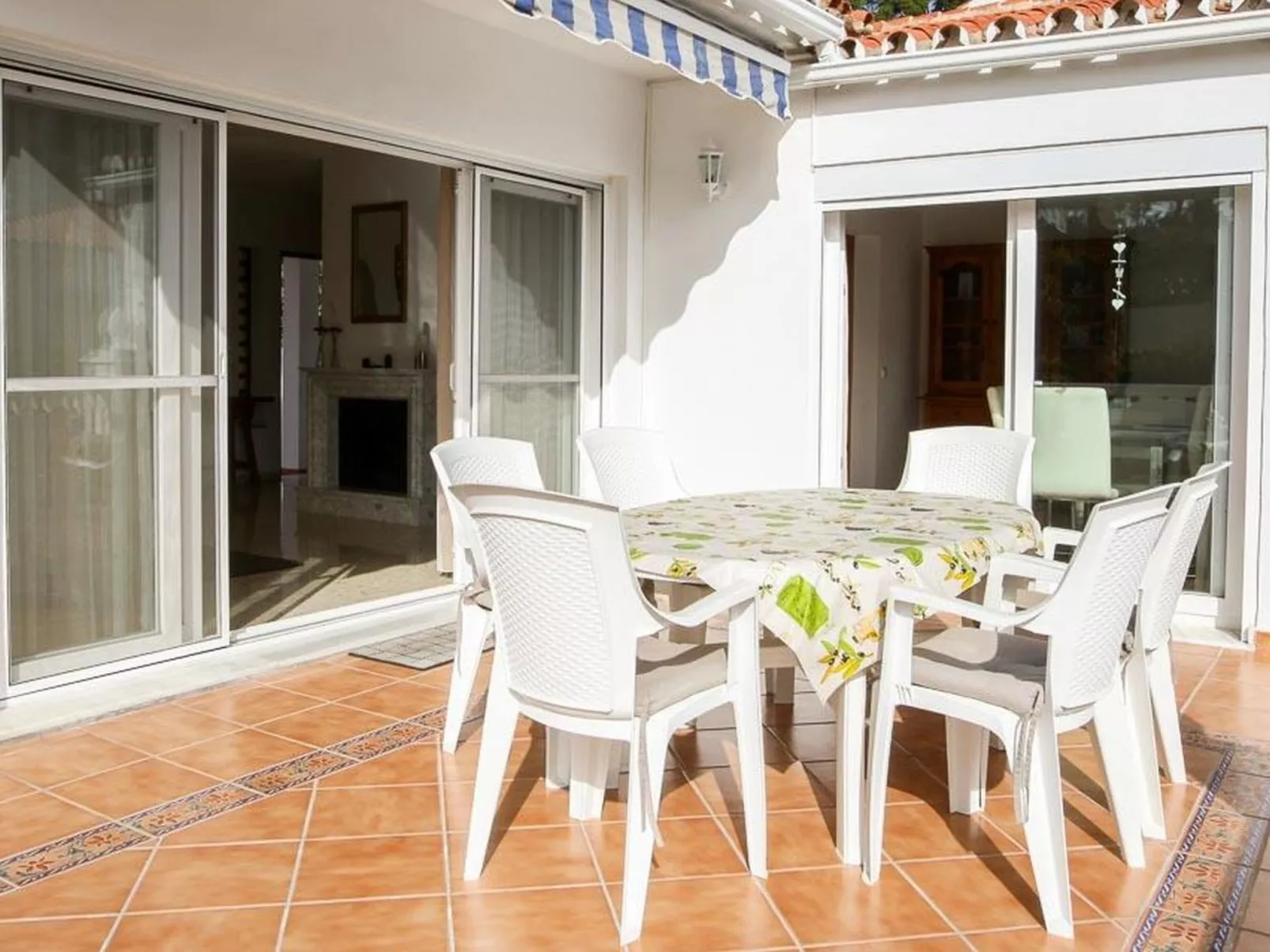 Villa Violeta-Dehors