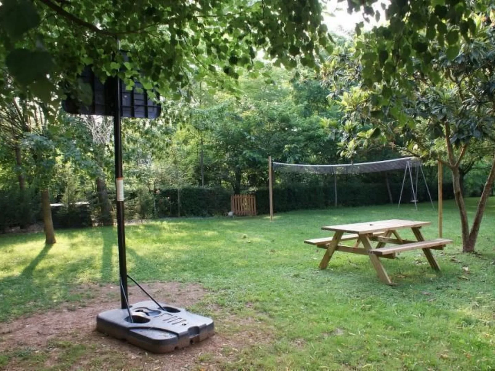 Kleiner Bungalow mit zwei Schlafzimmern.-Outside