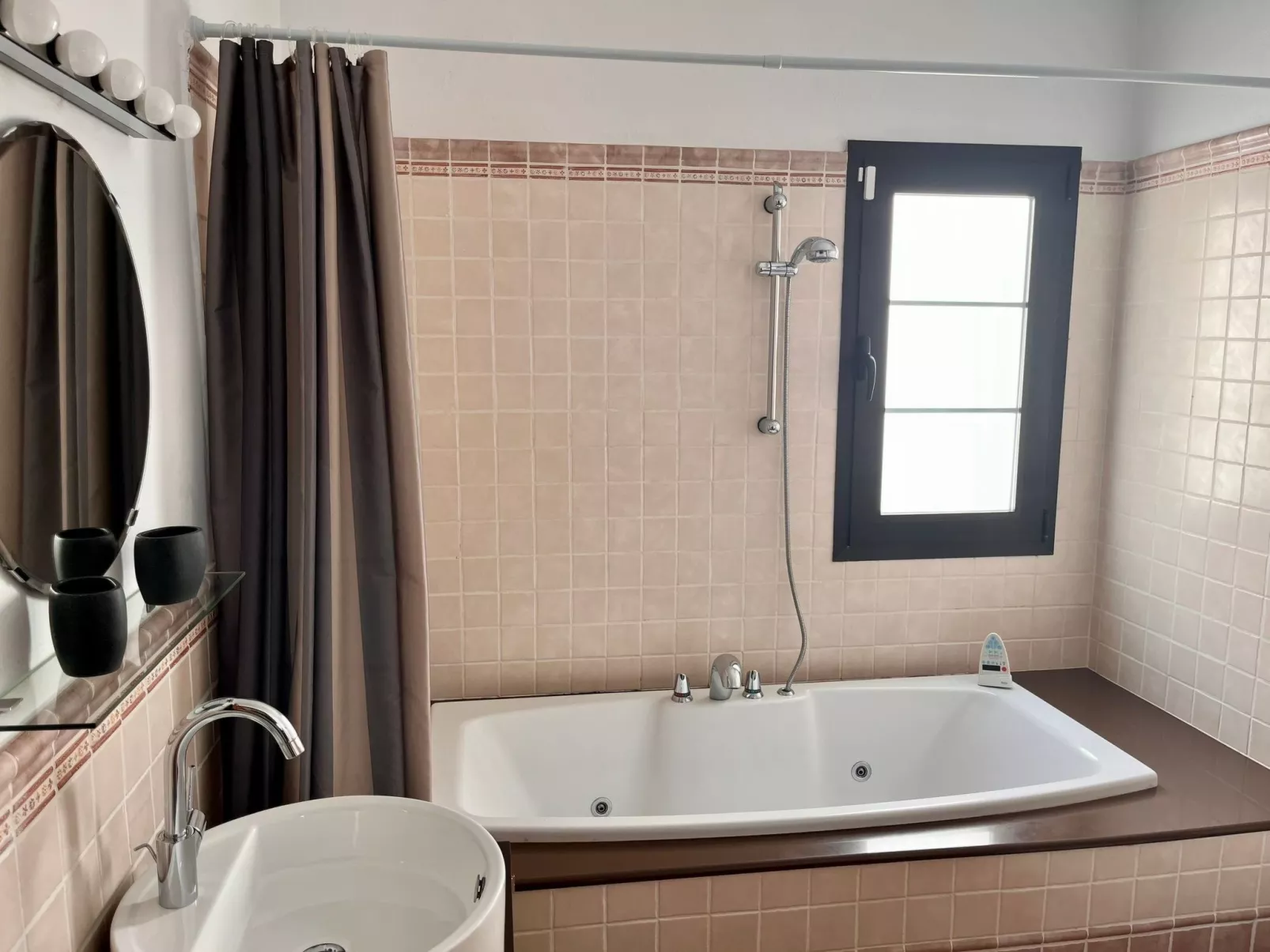 Casa Árbol del Fuego-Drinnen