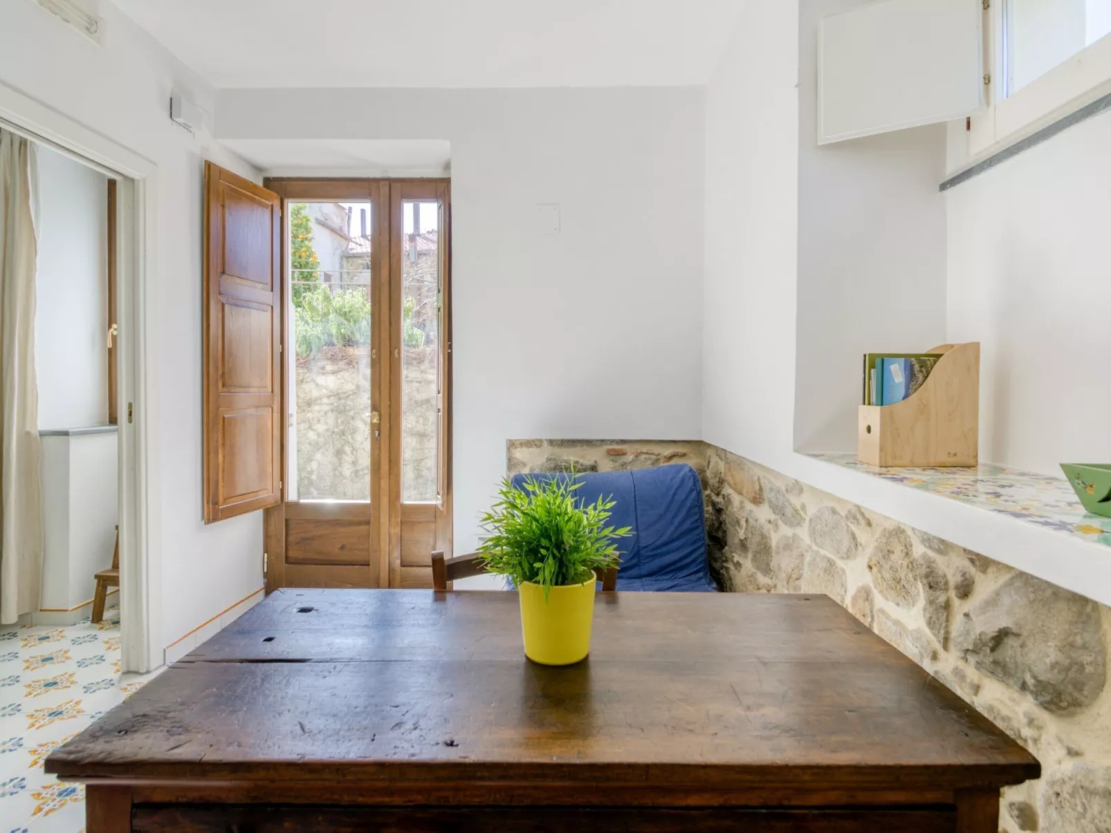 Il Vicolo - Zweizimmerwohnung im Zentrum von Ceraso mit Küche und Terrasse, bis-Drinnen