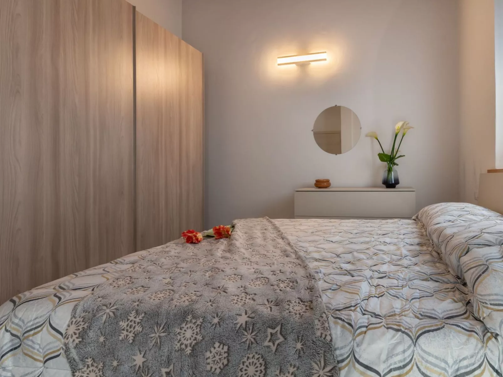 Modernes Haus mit Garten und privatem Parkplatz-Dedans