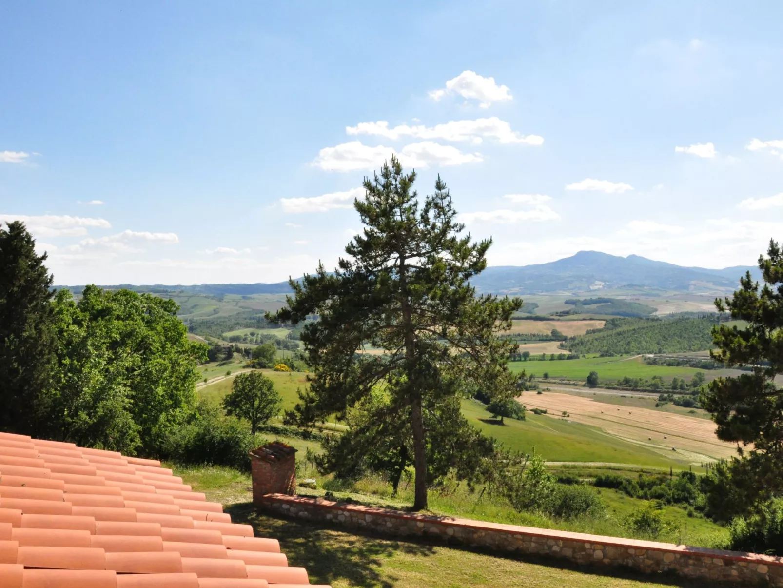 Bauernhof "Azzara-Outside