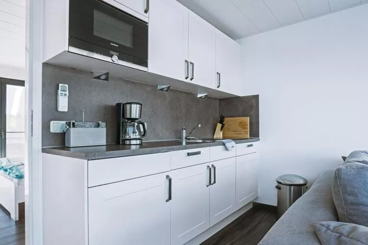 Floating 33 - LP 16  / 3 Personen-Kitchen