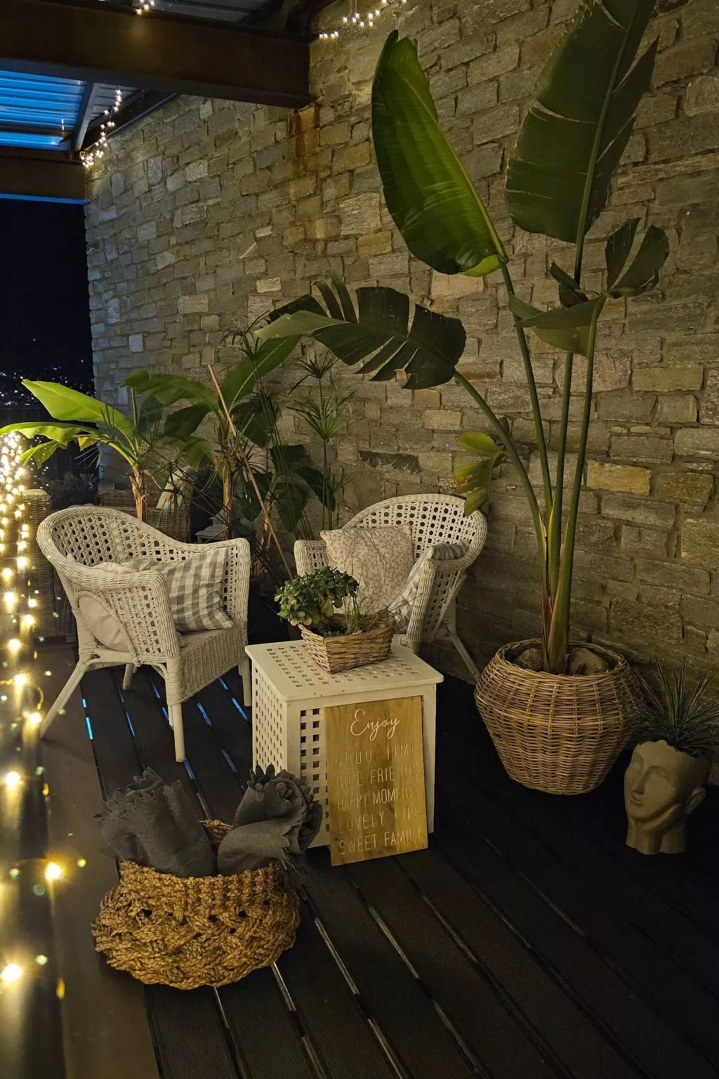 Wohnung mit Privatparkplatz und schöner Aussicht-Dehors