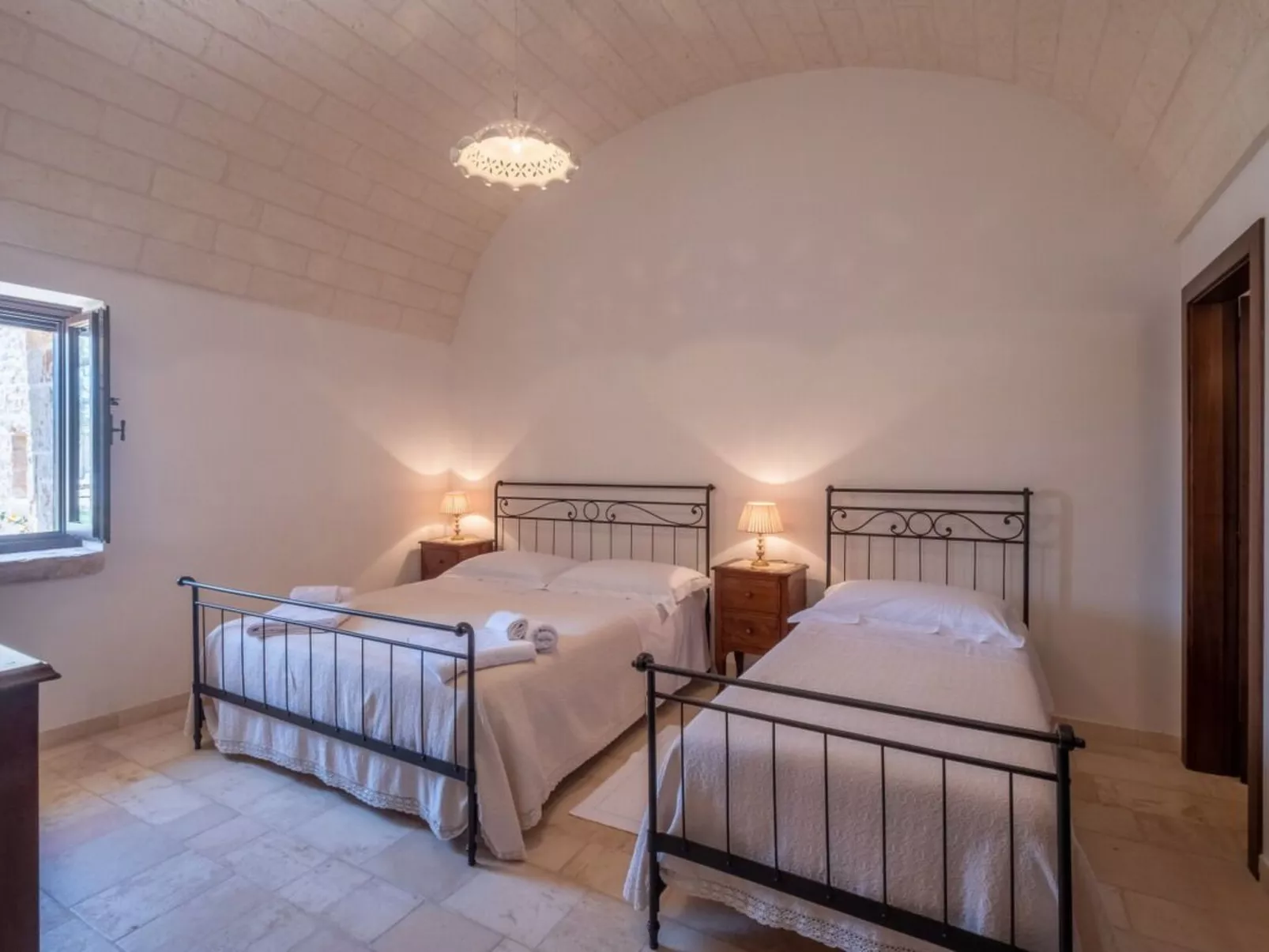 Luxuriöse Villa mit privatem Pool in der Nähe von Alberobello-Dedans