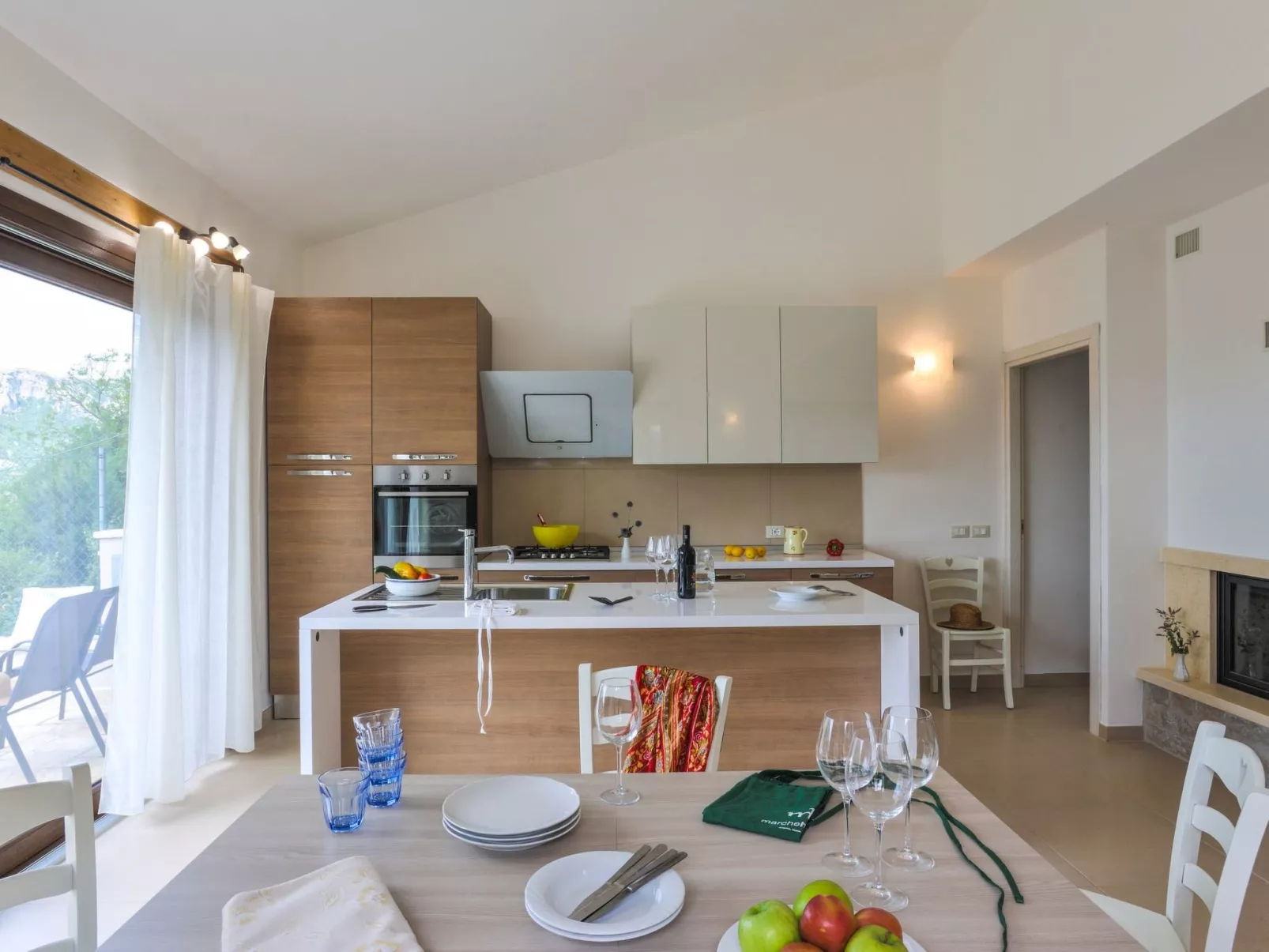 Acquanera - Marcheholiday, mit privatem Pool-Drinnen