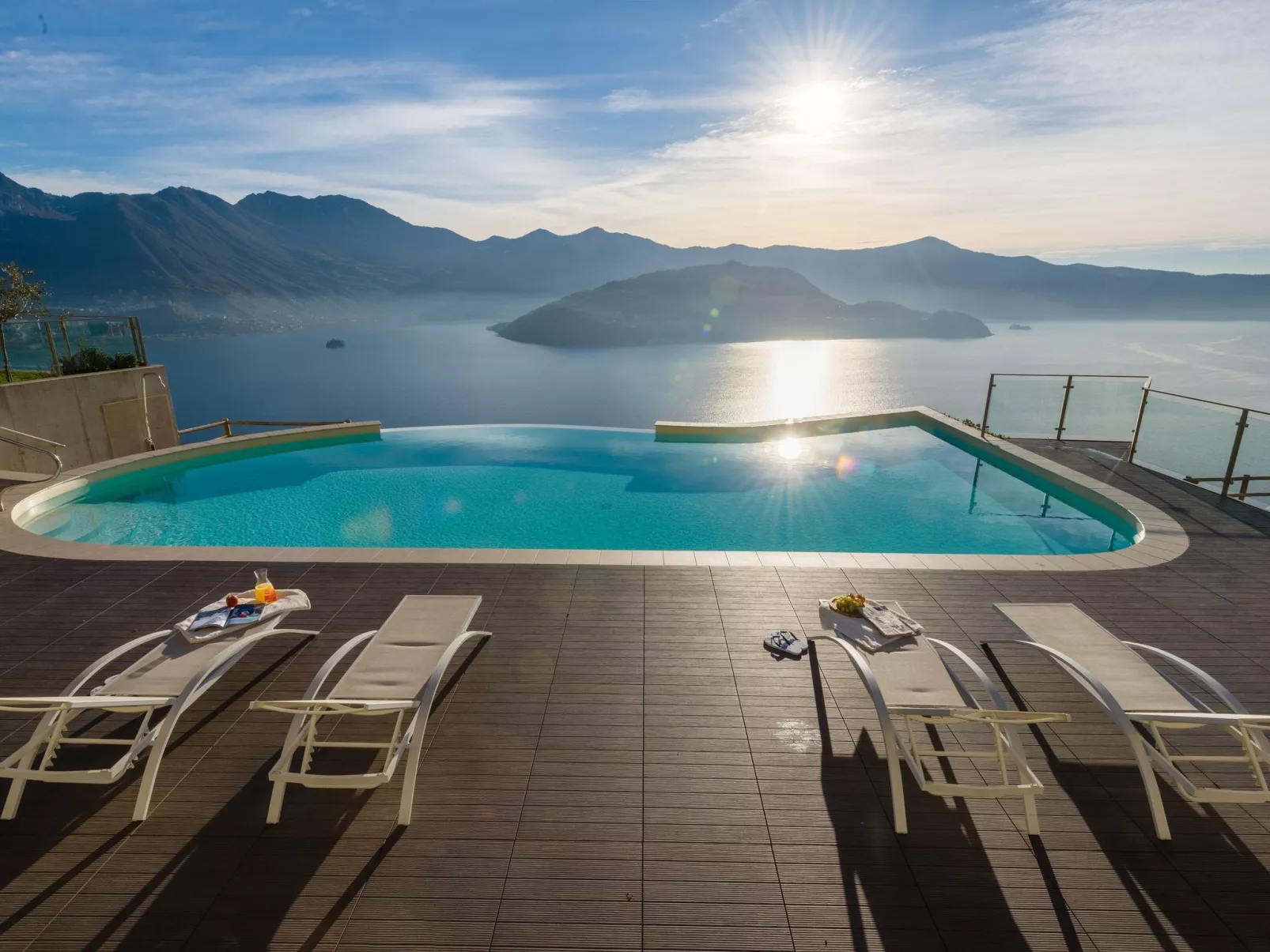 Segesta - Panorama-Außenbereich und Schwimmbad-Draußen