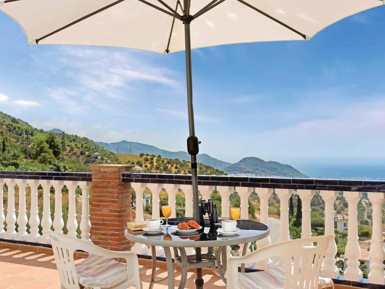 Villa "Pedregal" mit privatem Pool-Outside