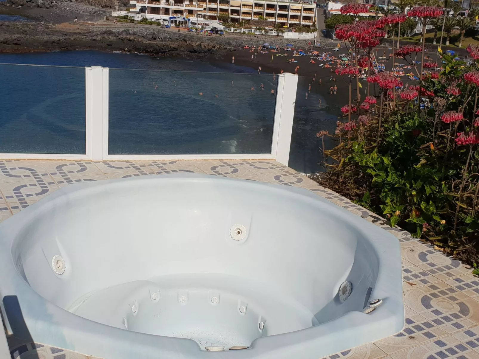 Bungalow direkt am Meer-Outside