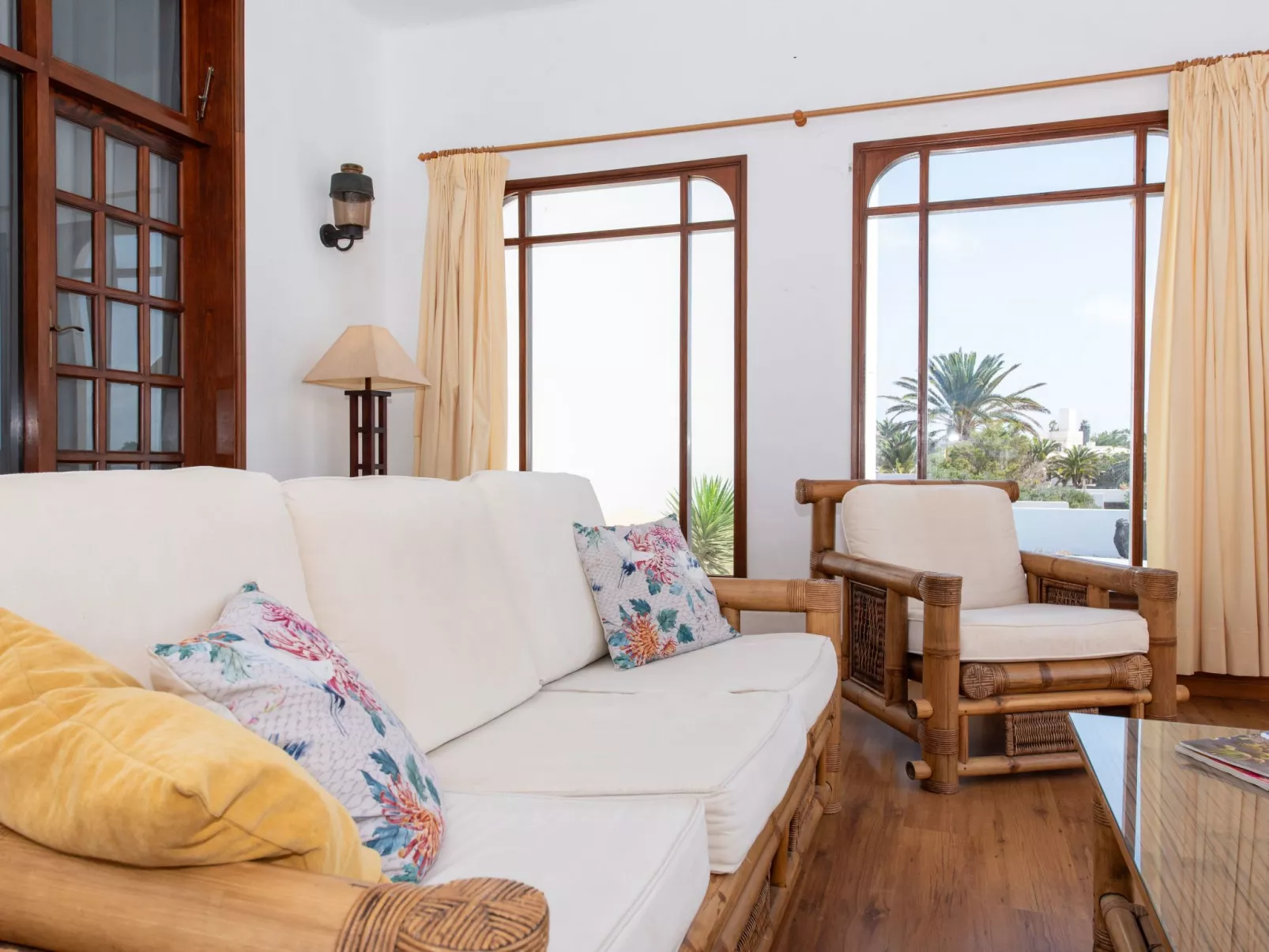 Villa Blanca  1-Inside