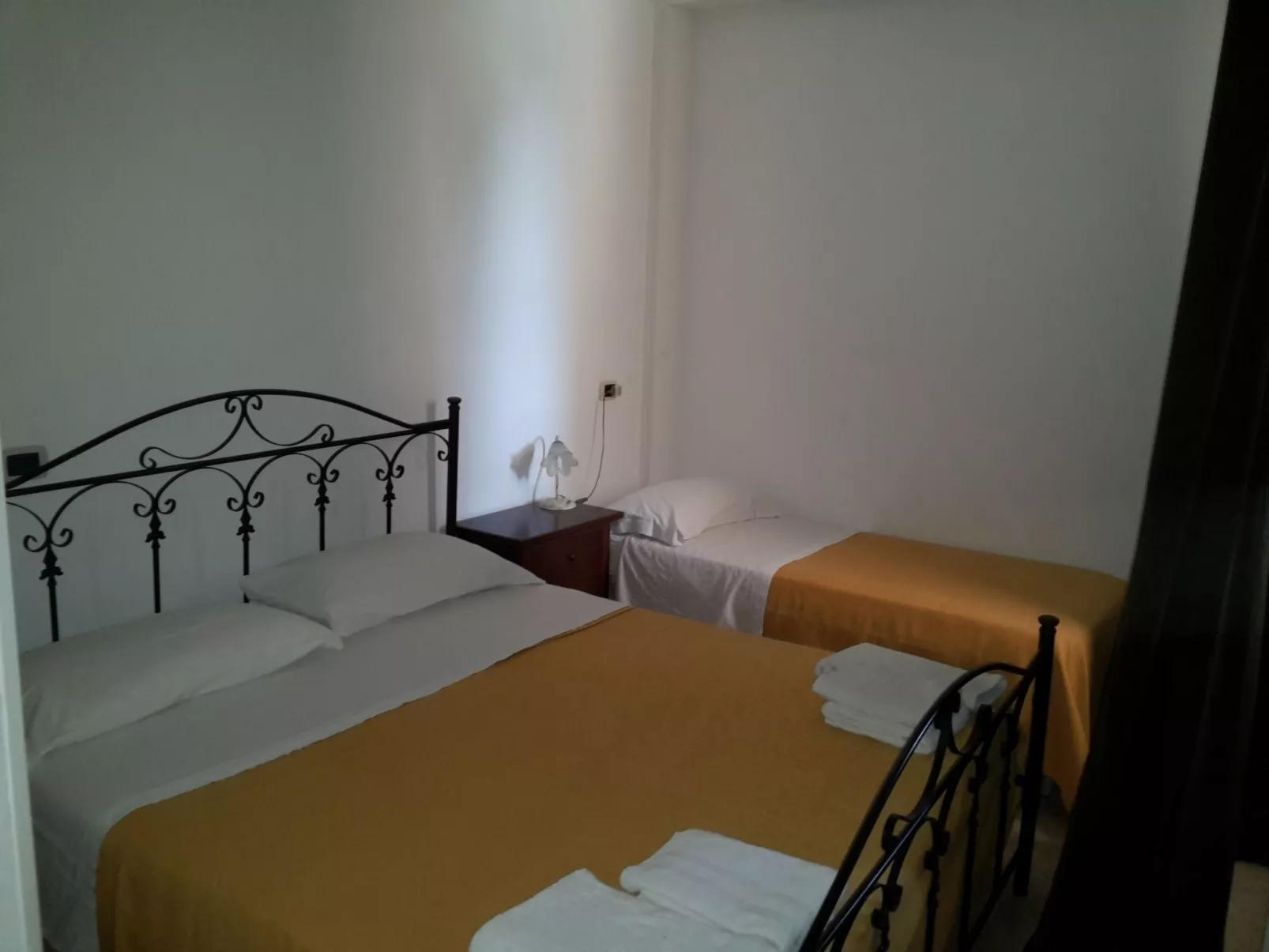 Casal del Borgo 2-Image-tags.info