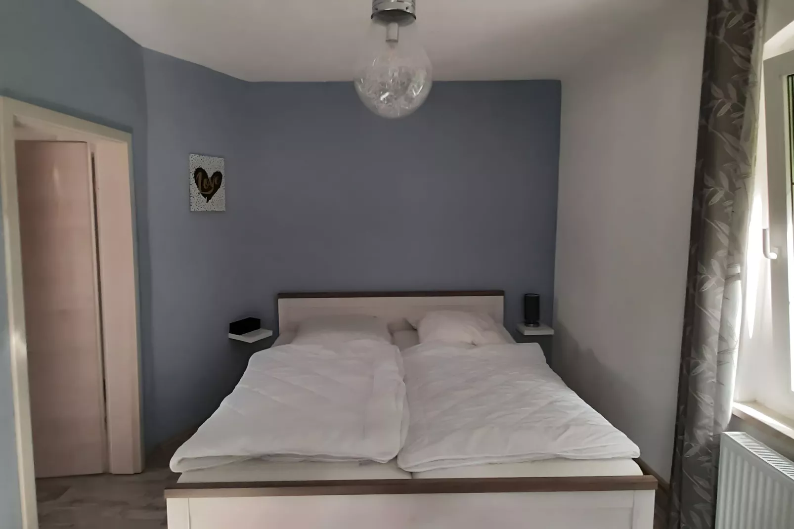 Ferienwohnug an der Saale-Bedroom