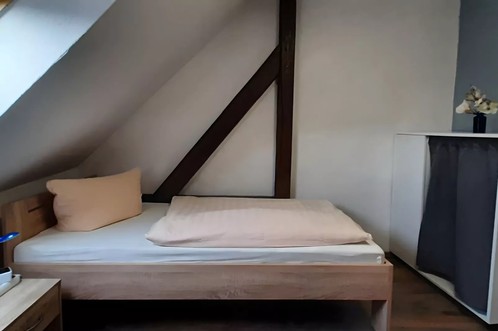 Ferienwohnug an der Saale-Bedroom