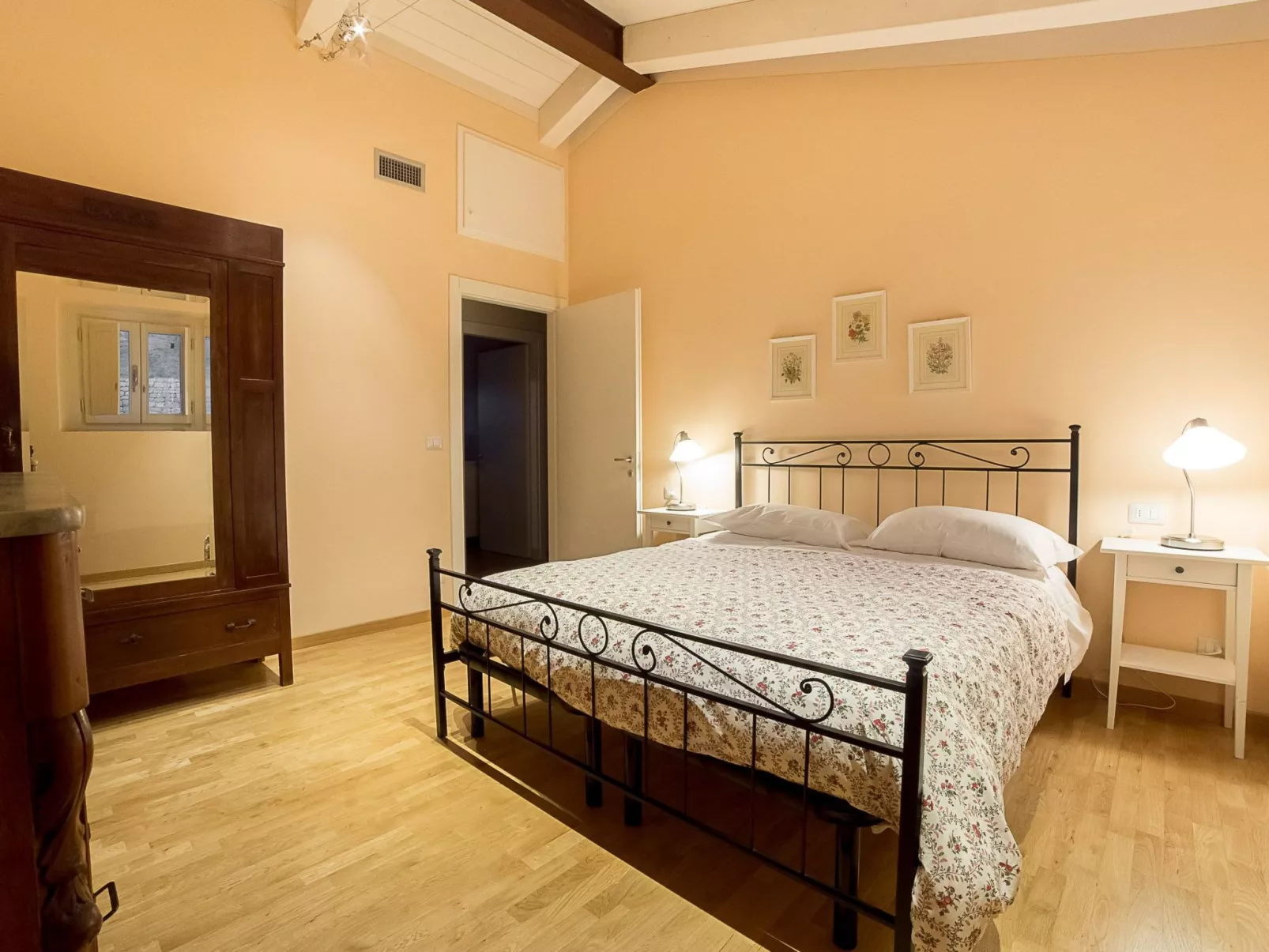 Wohnung "Il Cedro" Penthouse mit Aussicht-Drinnen