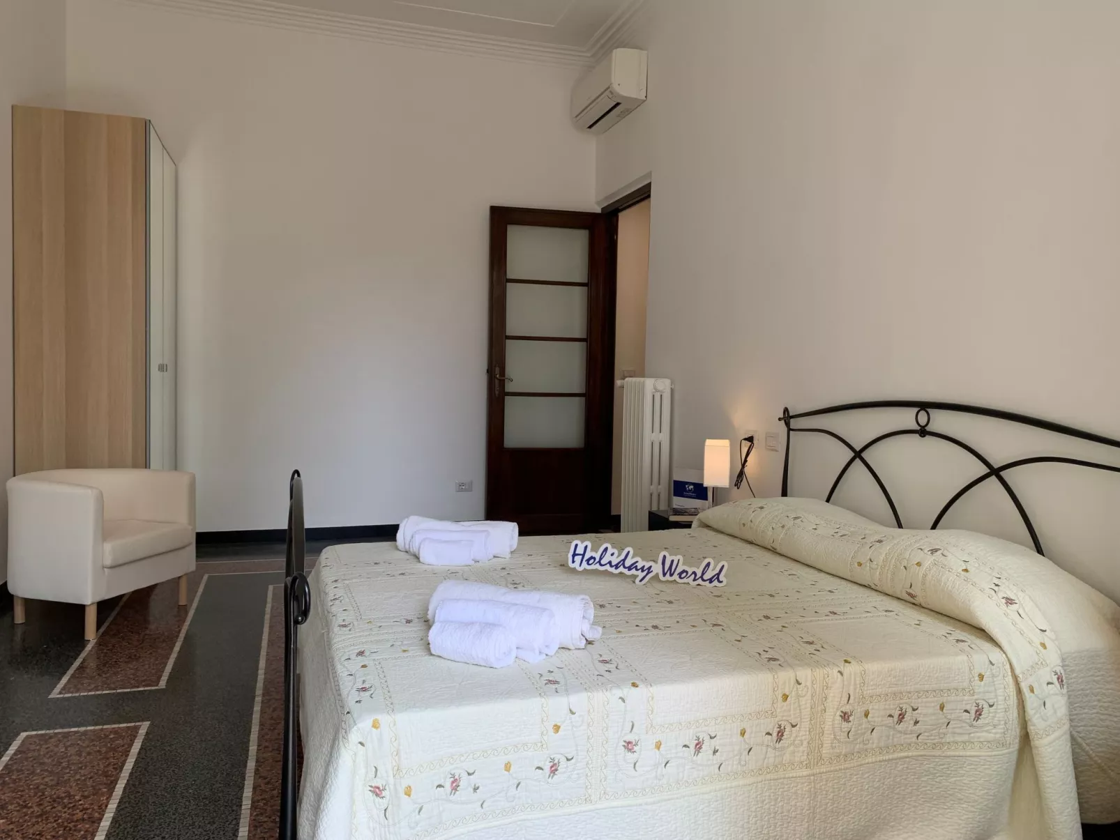 Für 6 Personen ca. 80 m&sup2; in Chiàvari, Norditalien (Ligurien)-Image-tags.info